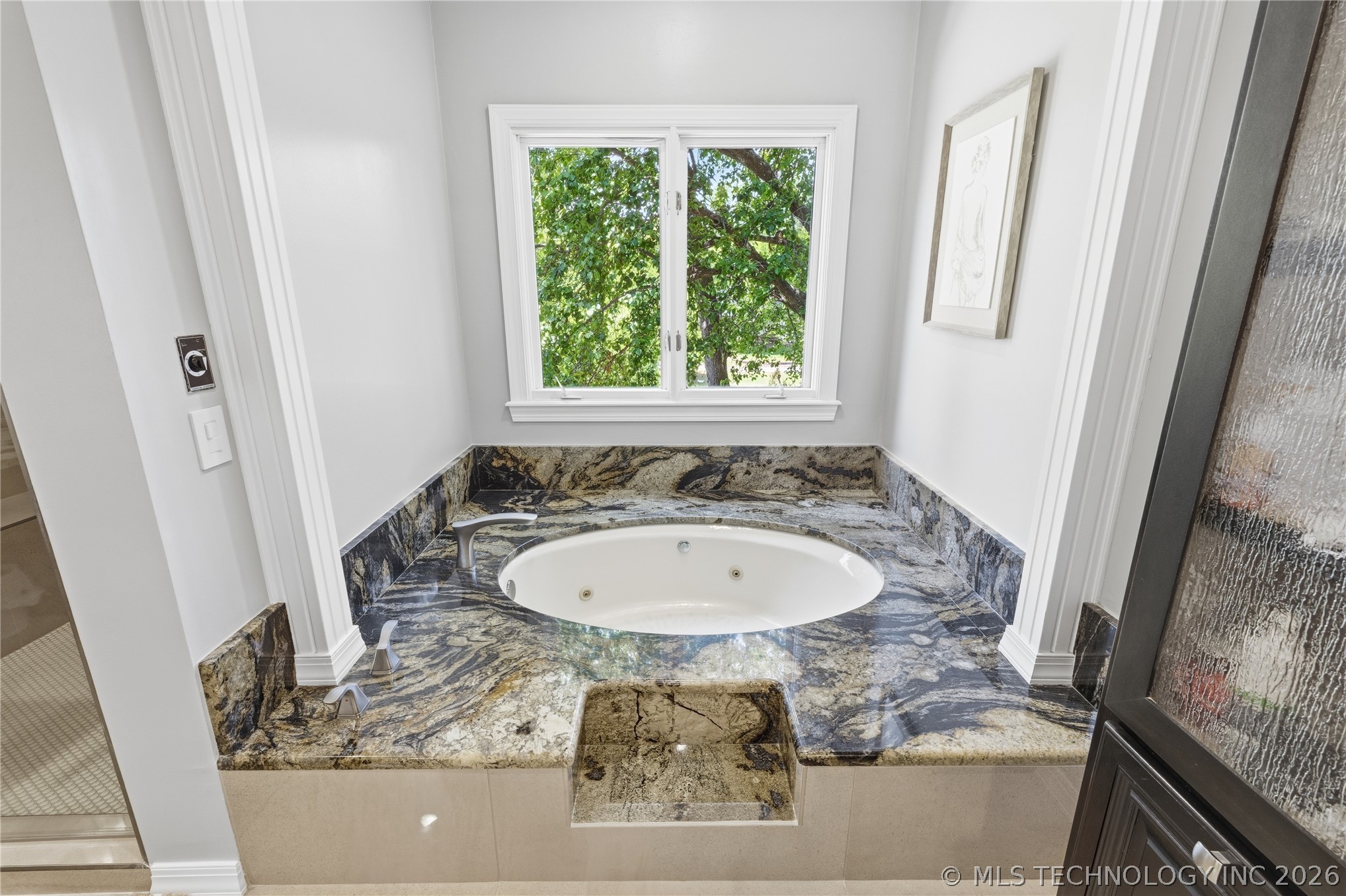 4223 E 97th Street Property Photo 32