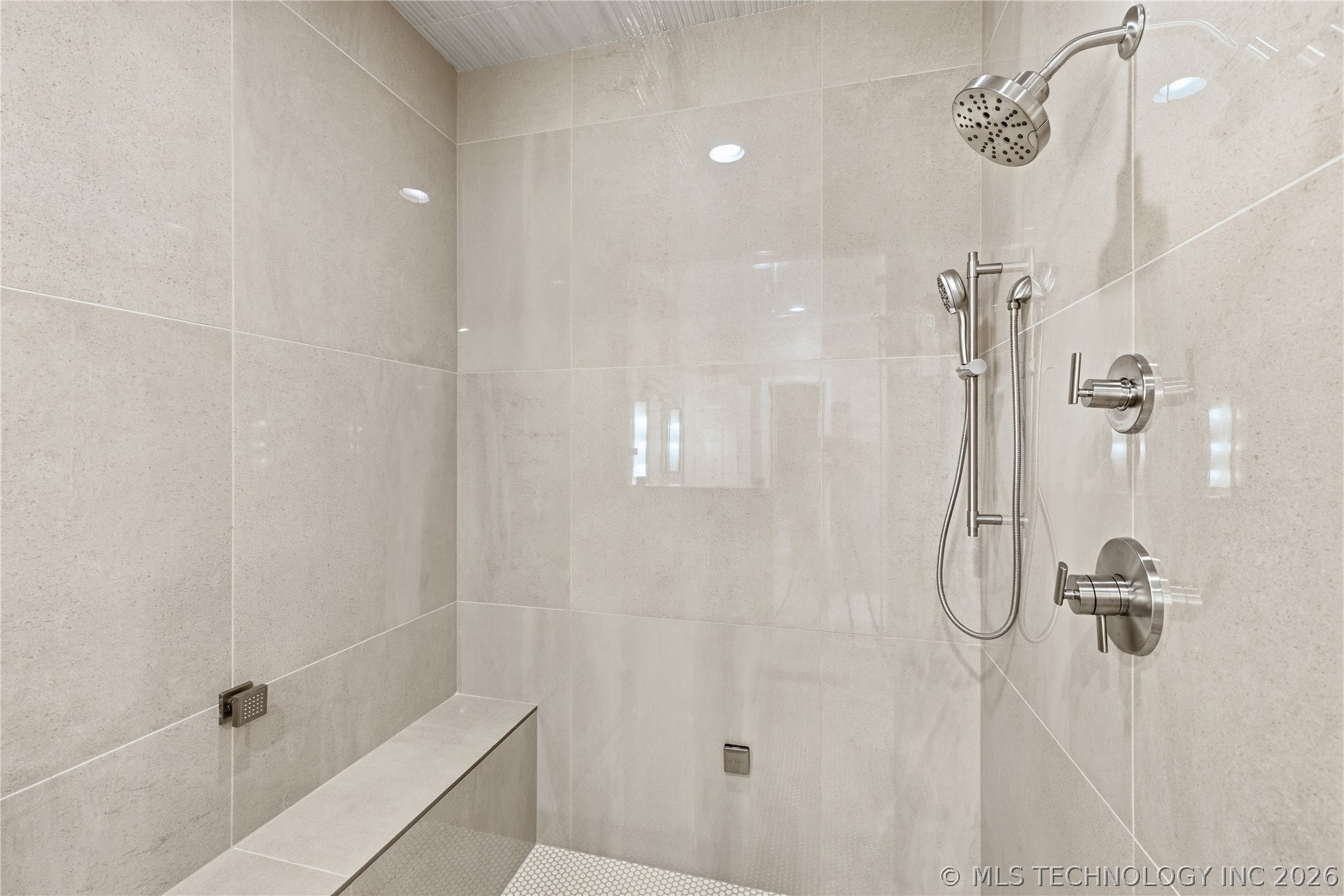 4223 E 97th Street Property Photo 47