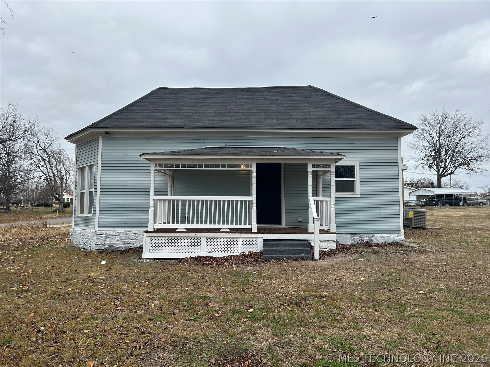 406 Creek Avenue Property Photo 21
