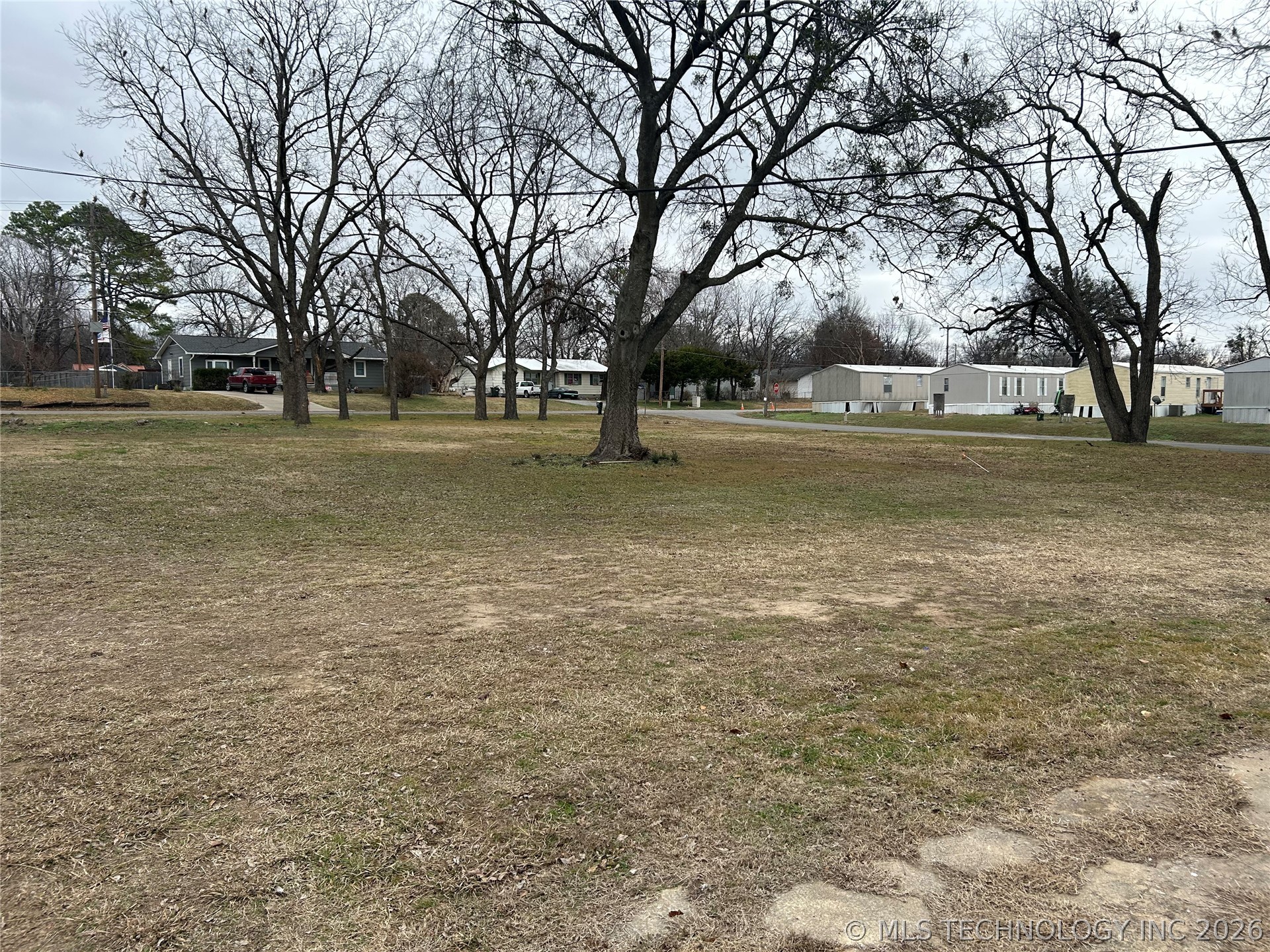 406 Creek Avenue Property Photo 25