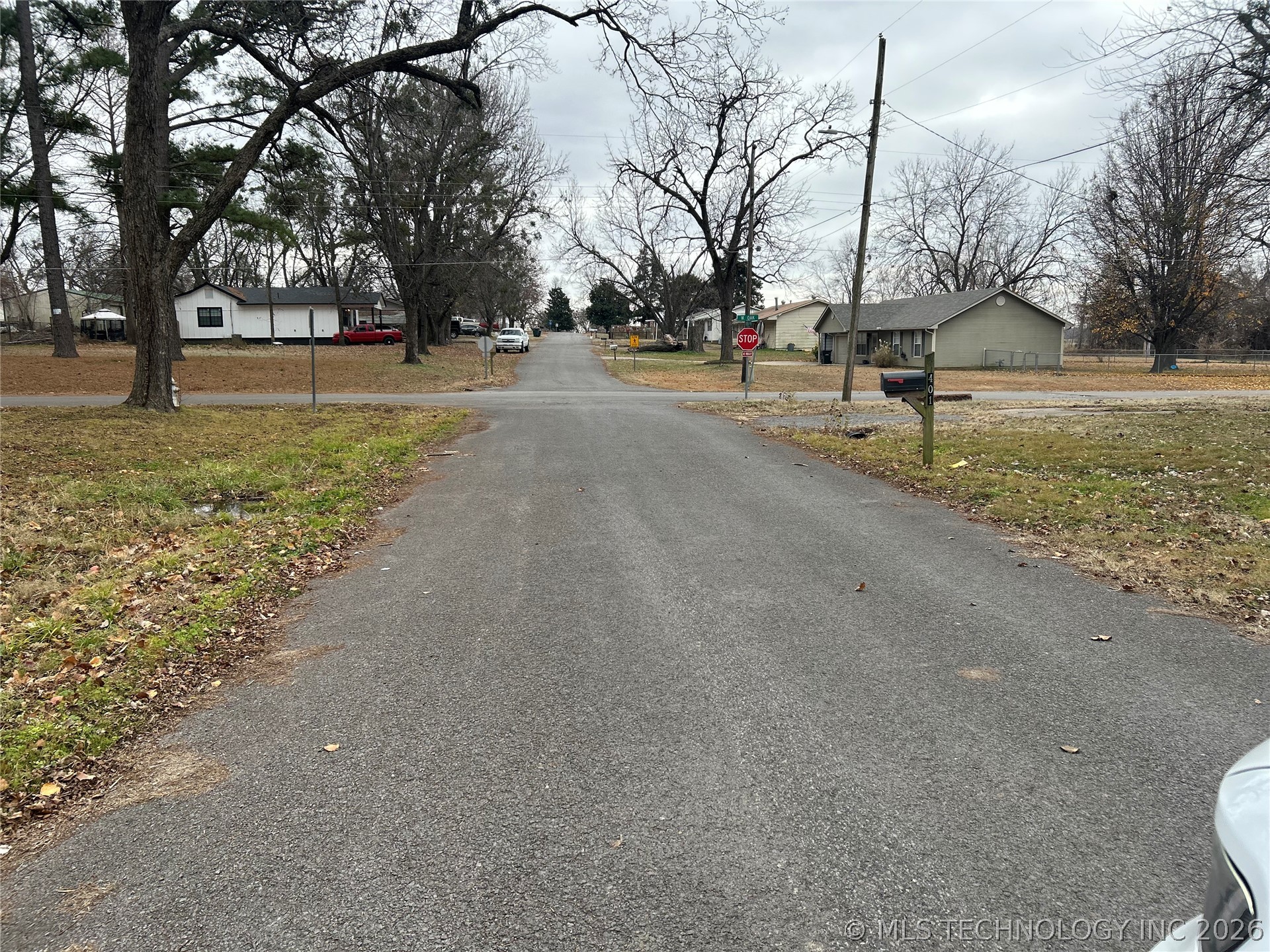 406 Creek Avenue Property Photo 29