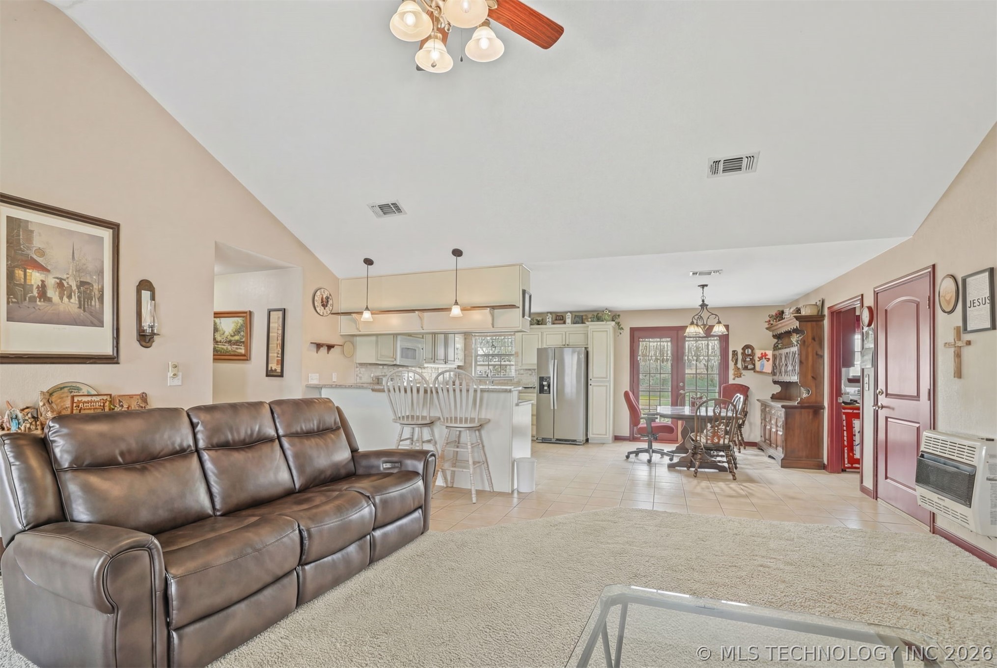 1214 Chestnut Lane Property Photo 3