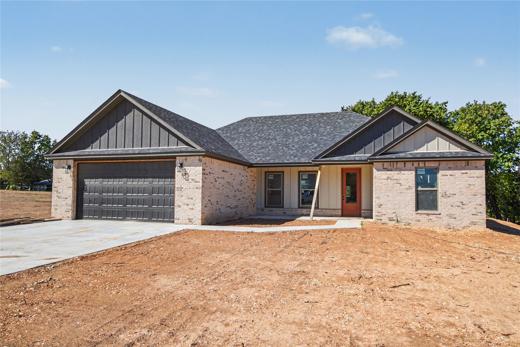 18895 W Hunters Court Property Photo 1
