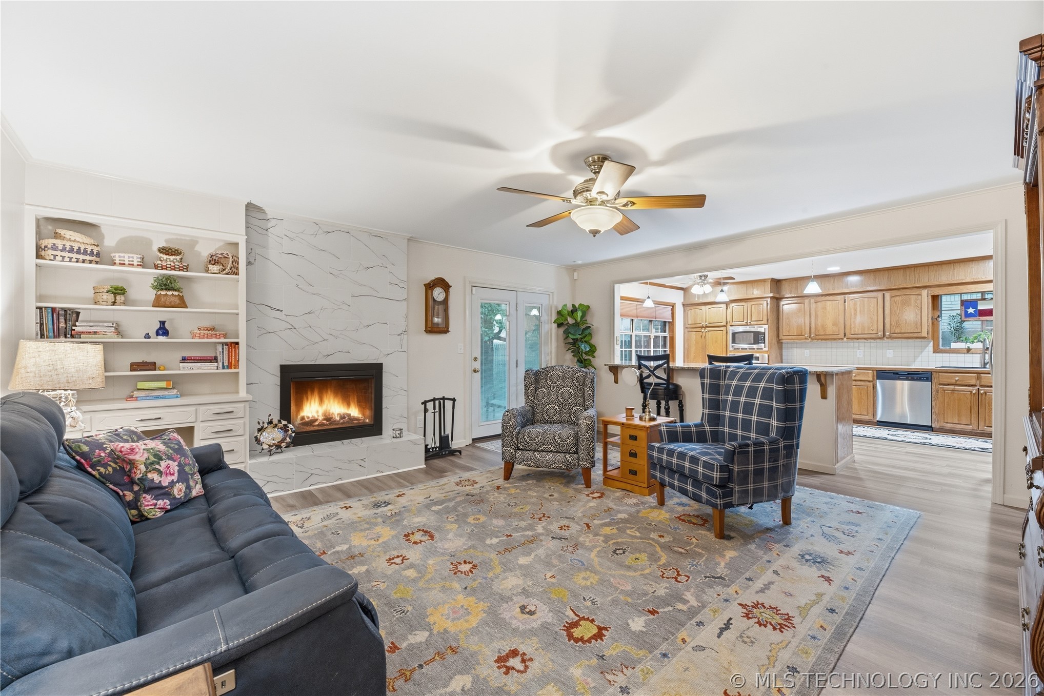 1598 E 60th Street Property Photo 4
