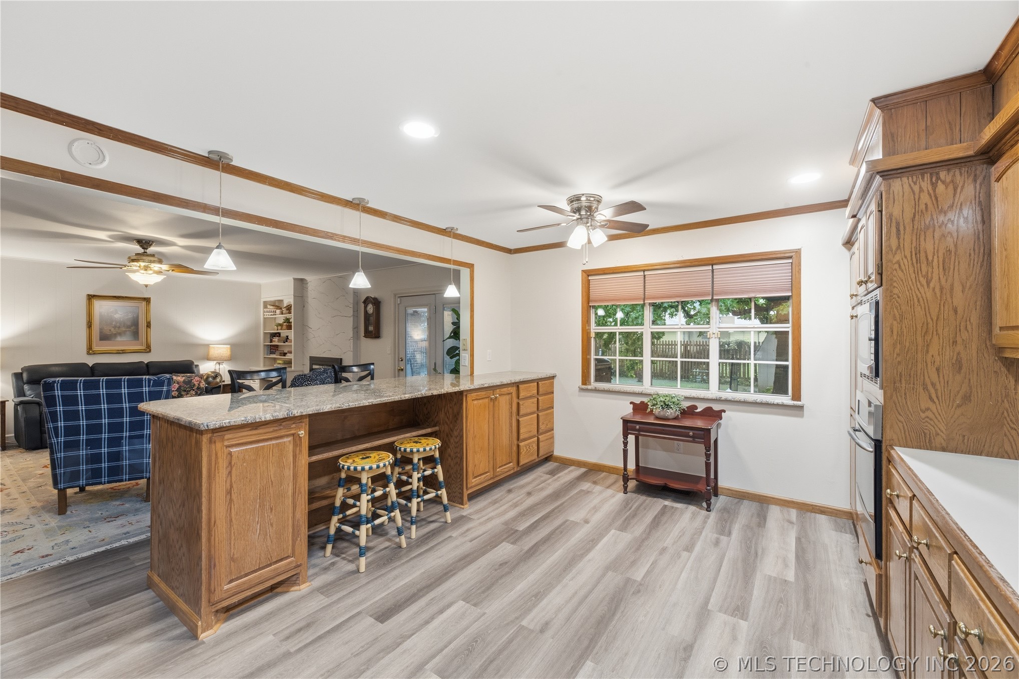1598 E 60th Street Property Photo 10