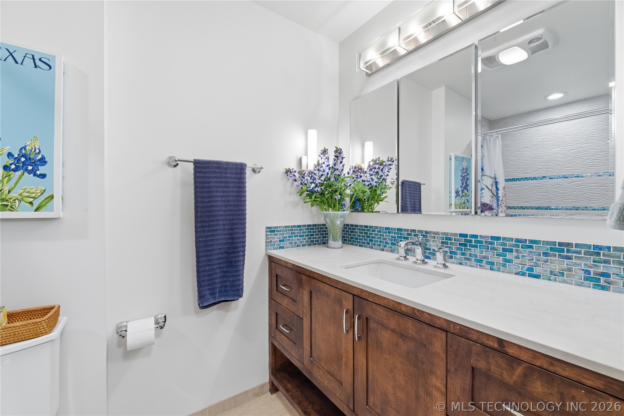 1598 E 60th Street Property Photo 13