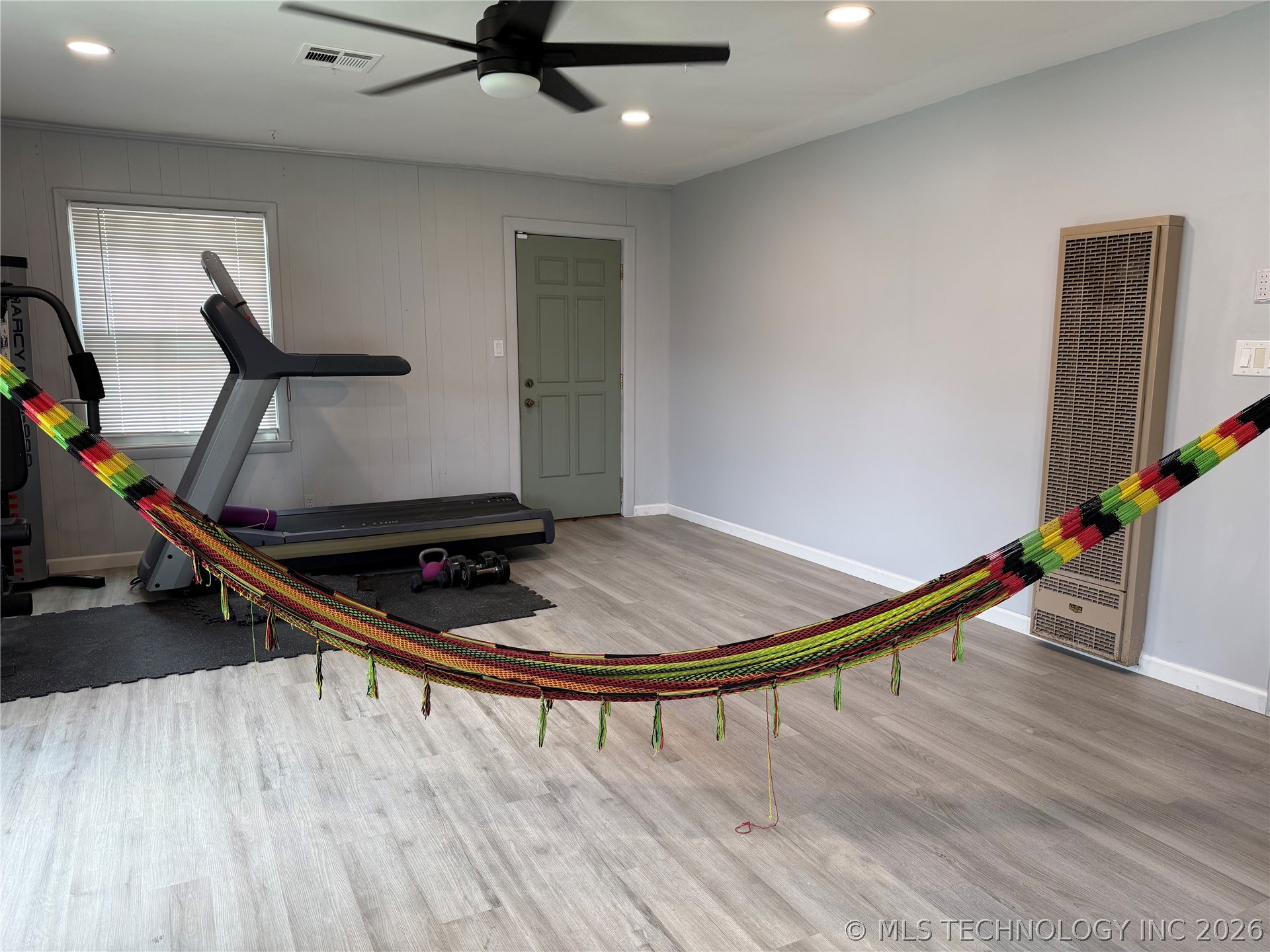 8944 E Newton Street Property Photo 17