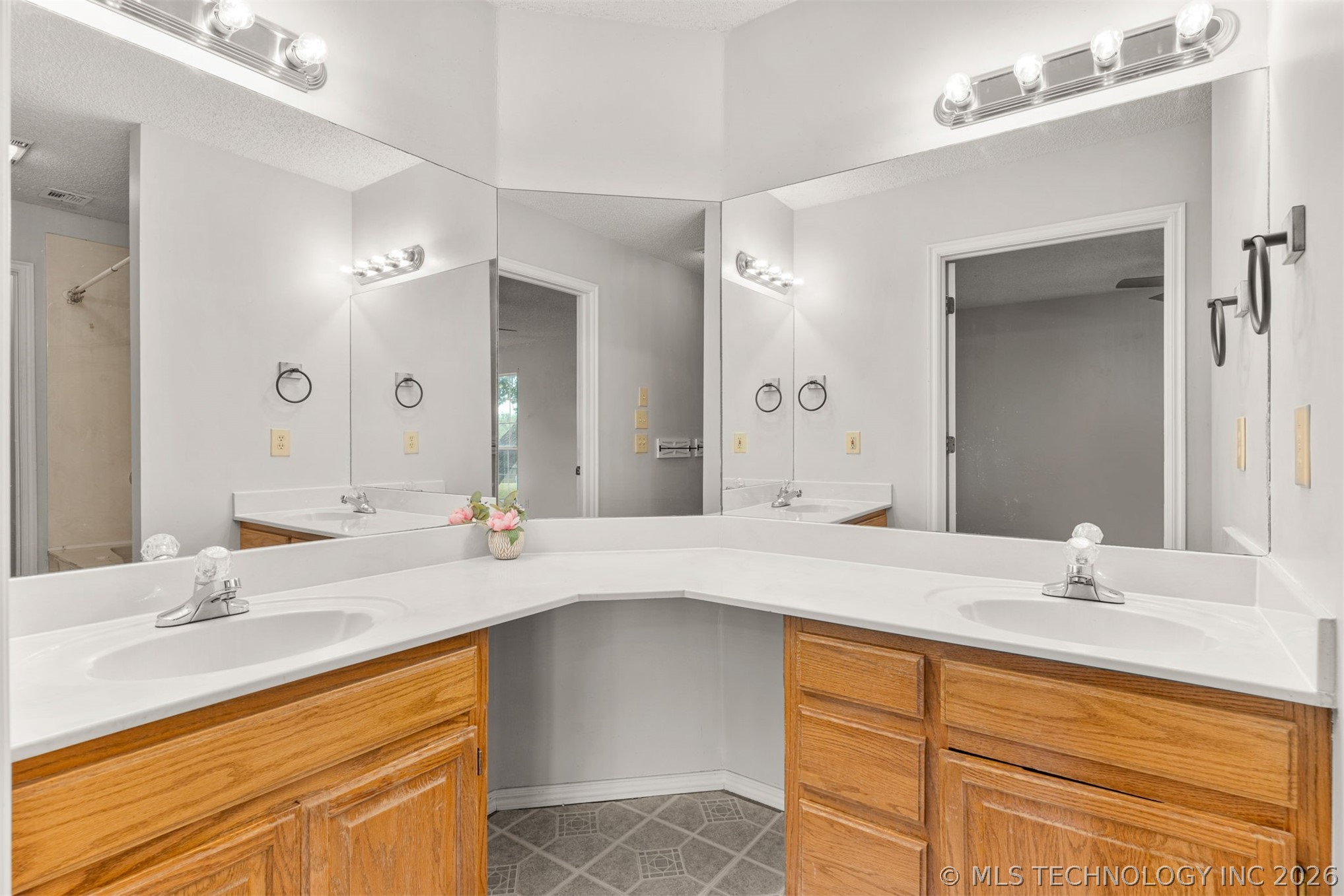 2317 Sw Quail Run Drive Property Photo 26