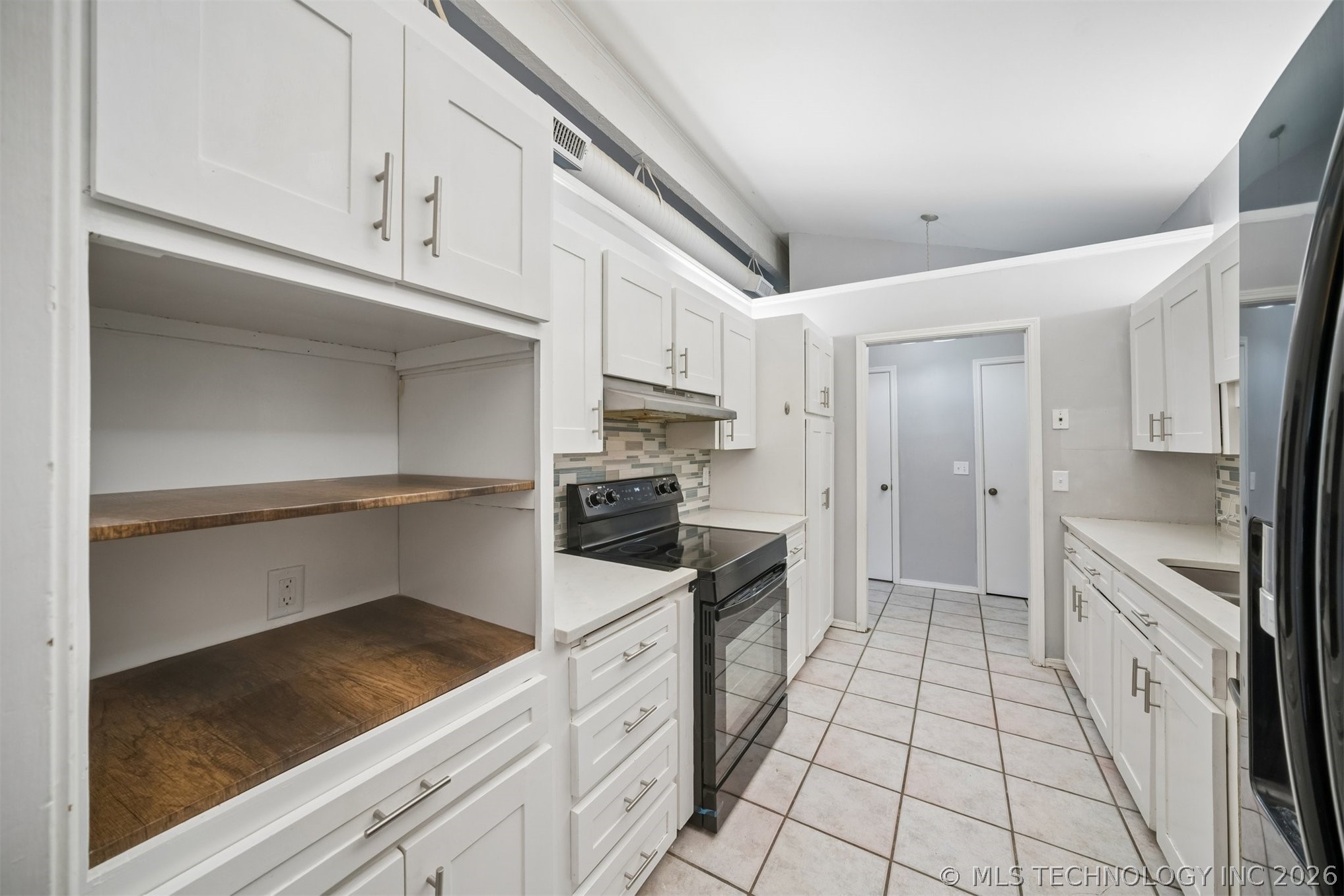 7663 E 58th Place Property Photo 10