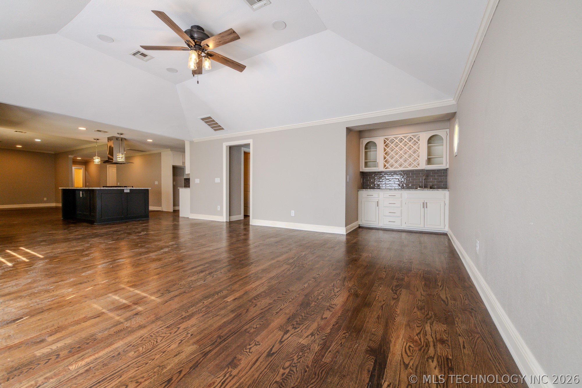 7020 E 89th Street Property Photo 22
