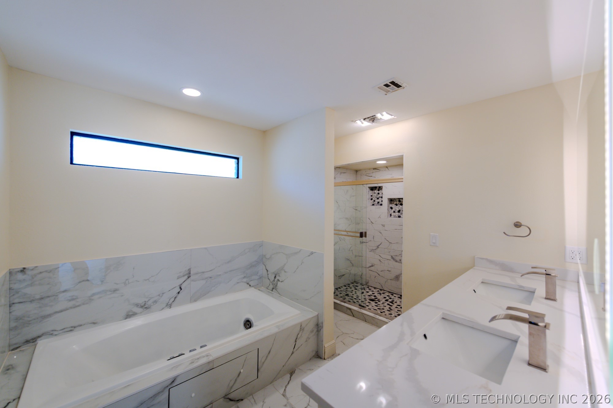 7020 E 89th Street Property Photo 29