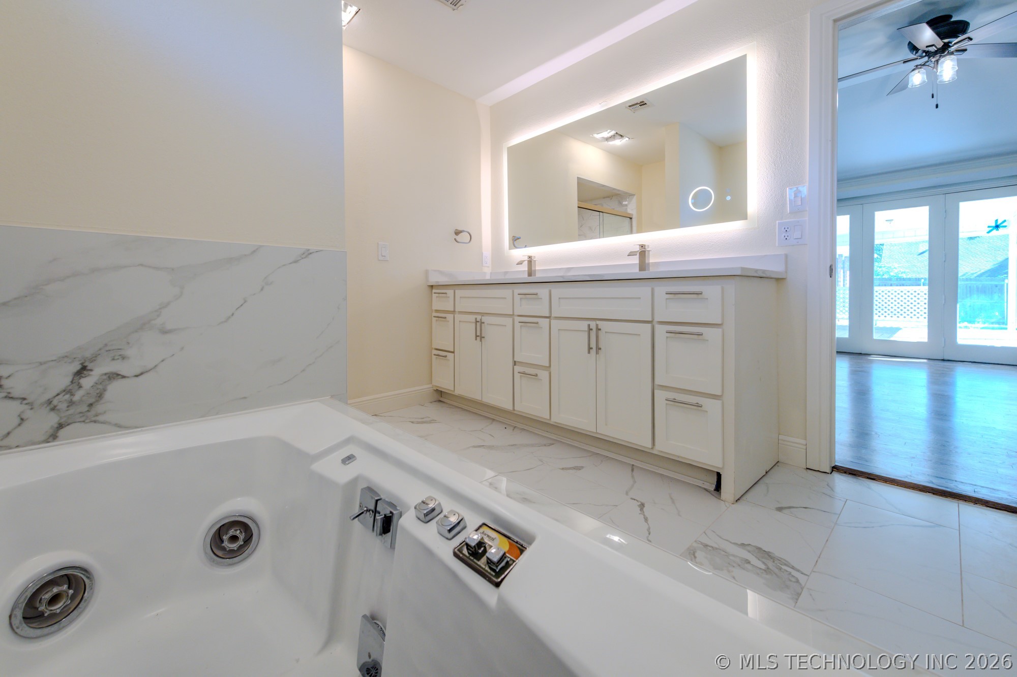 7020 E 89th Street Property Photo 31