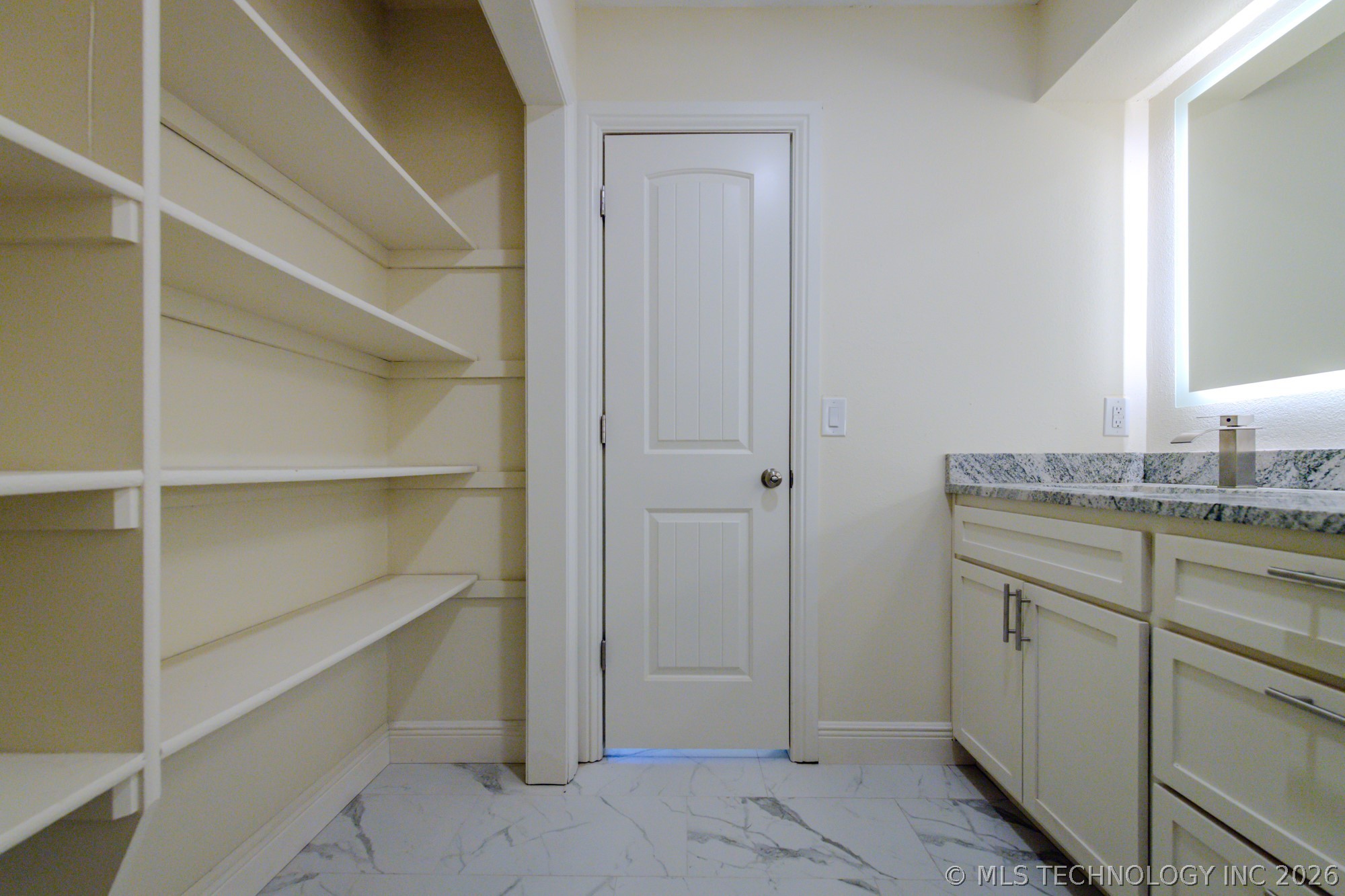 7020 E 89th Street Property Photo 45