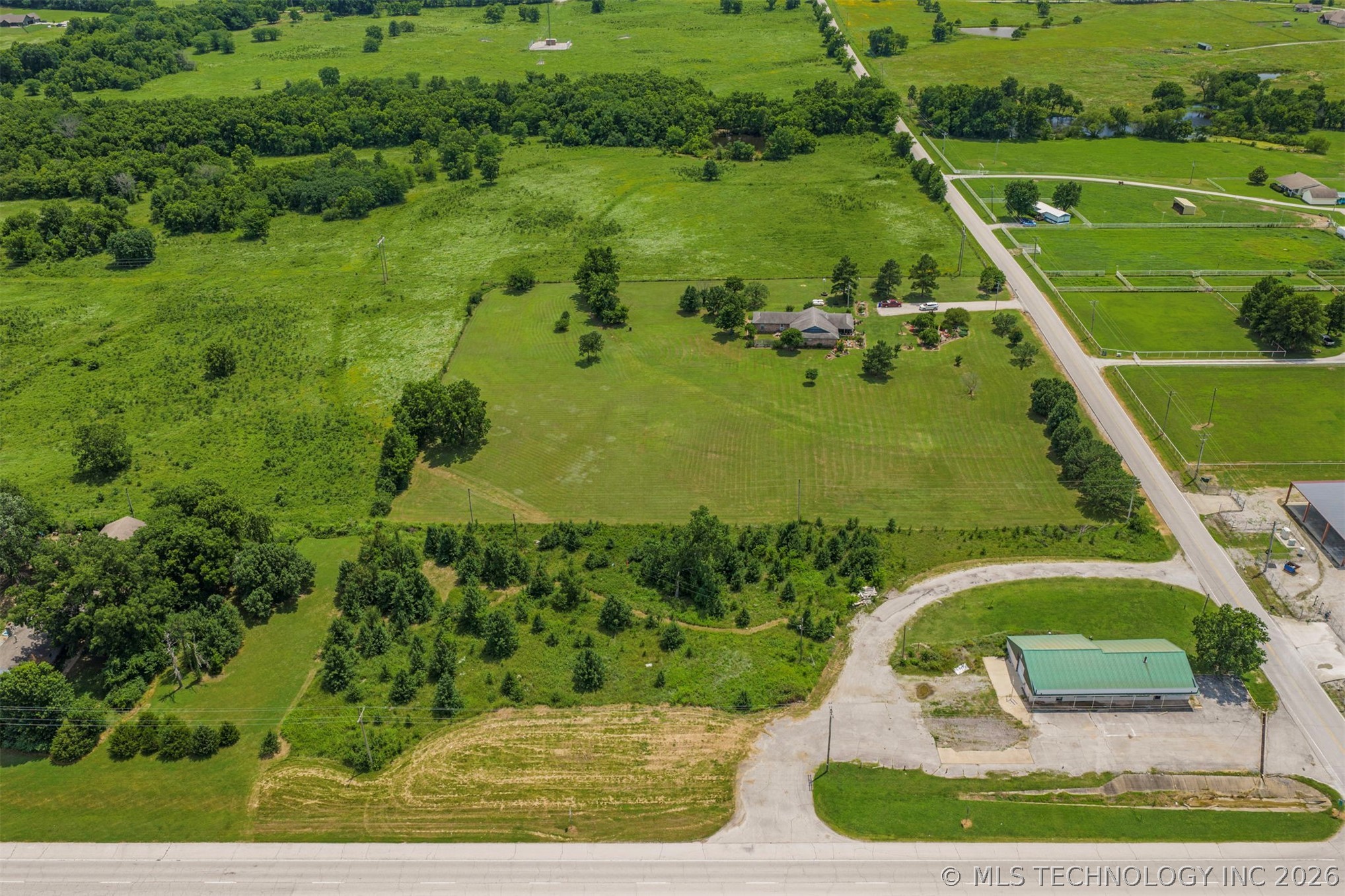 132 E State Hwy 51 Property Photo 2