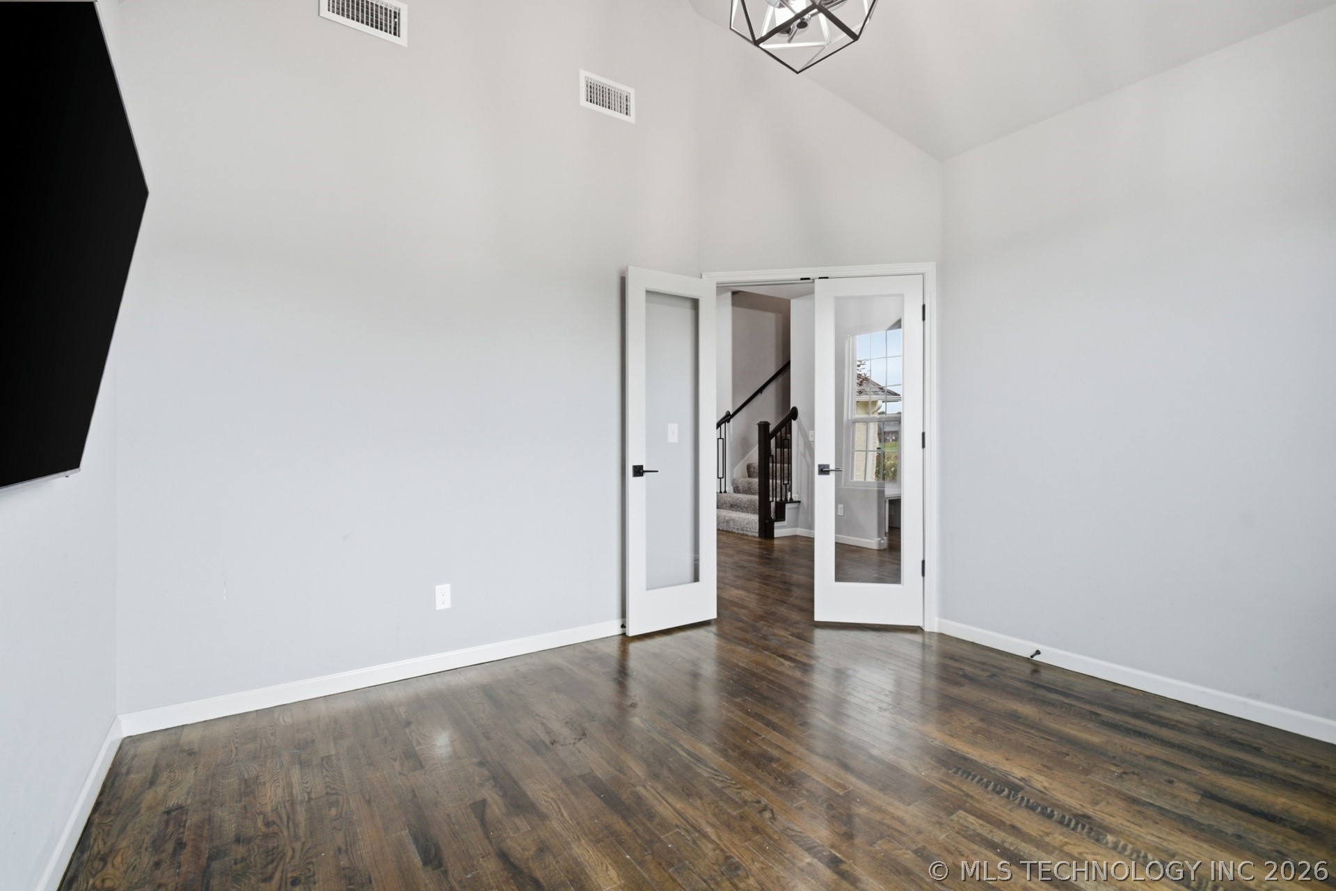 424 E 126th Street S Property Photo 8