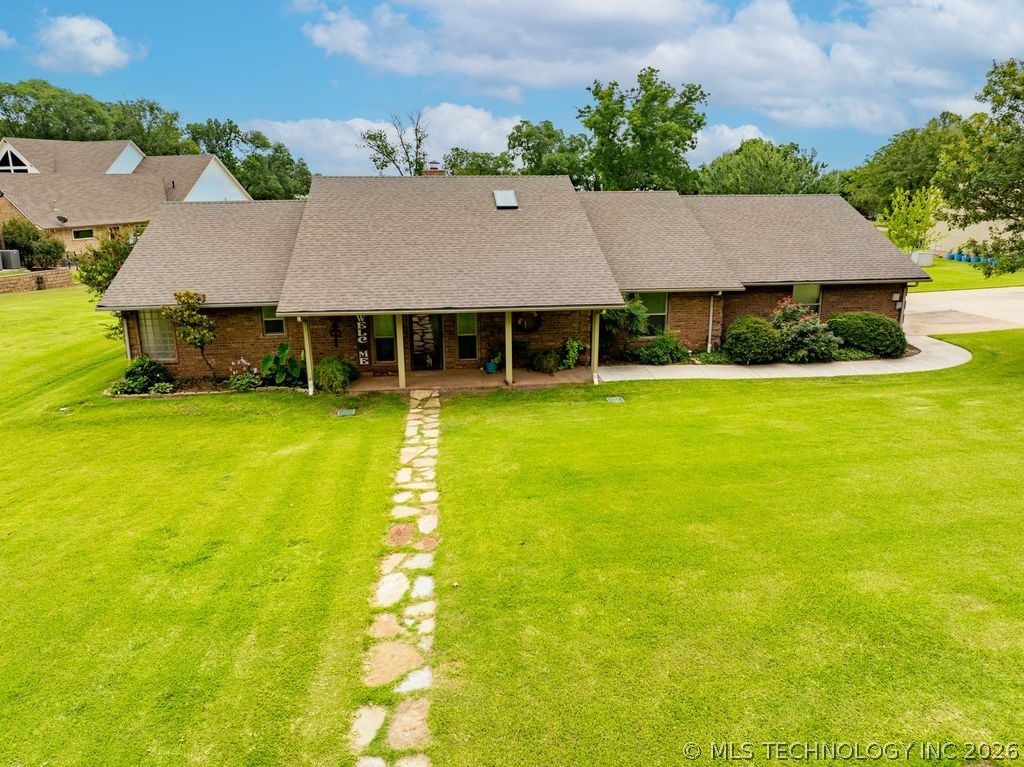 8567 Lake View Drive Property Photo 1