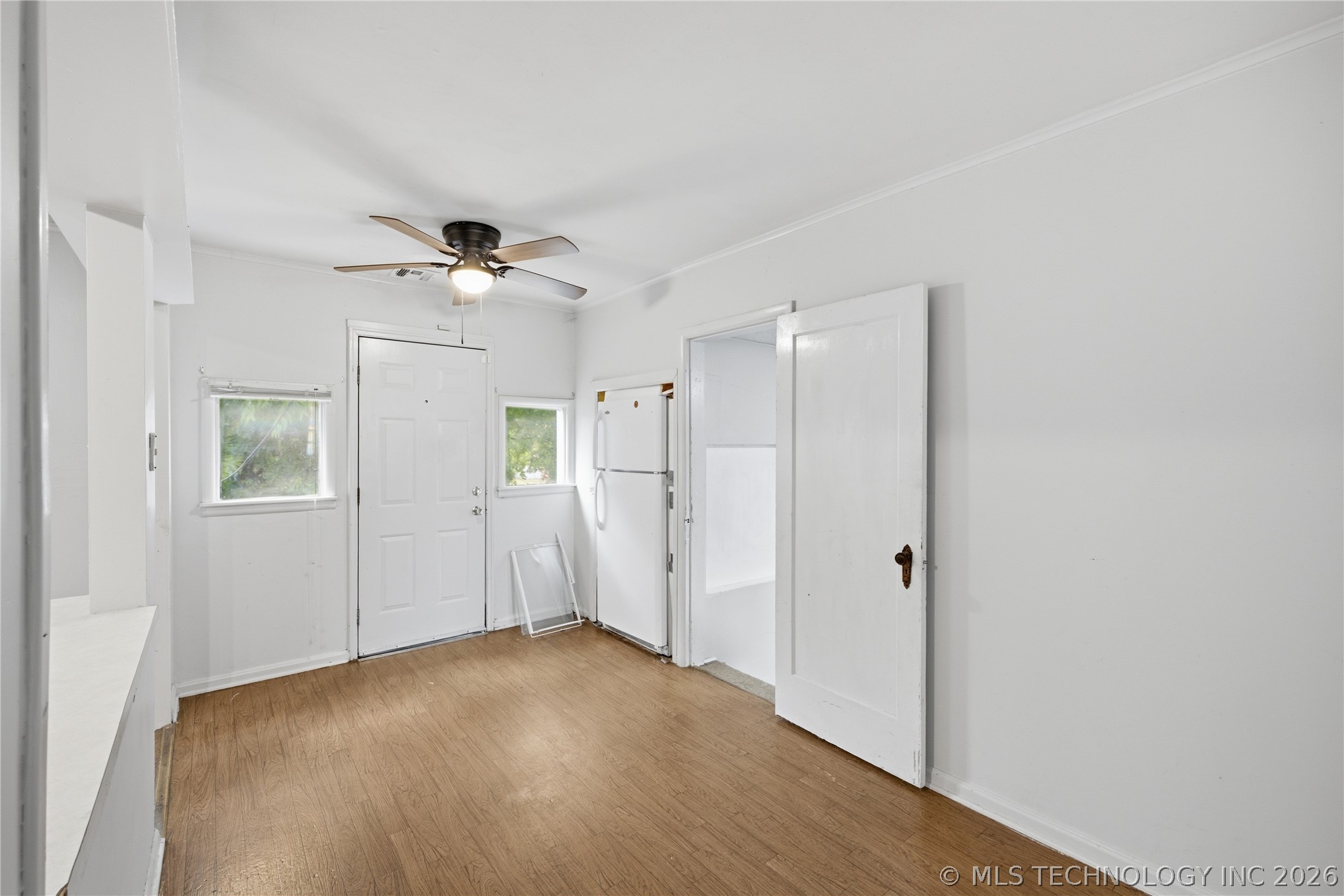 2747 E 4th Street Property Photo 23