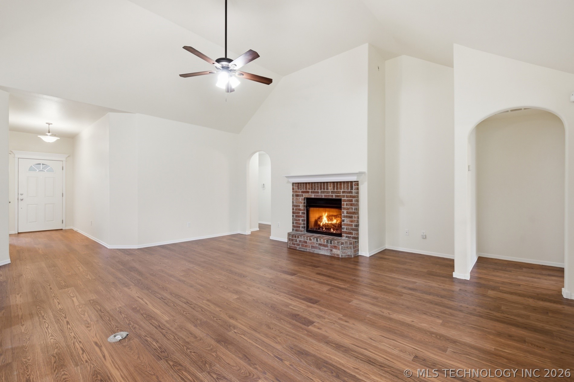 12521 S Date Place Property Photo 7
