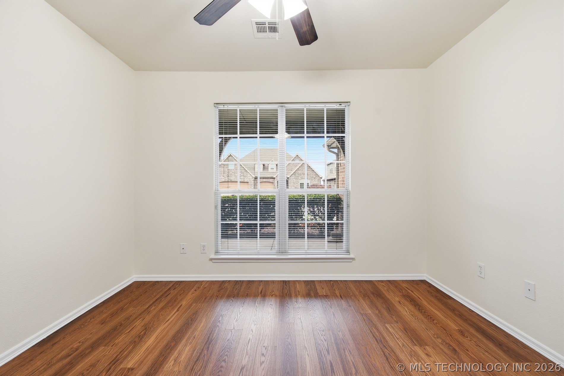 12521 S Date Place Property Photo 21