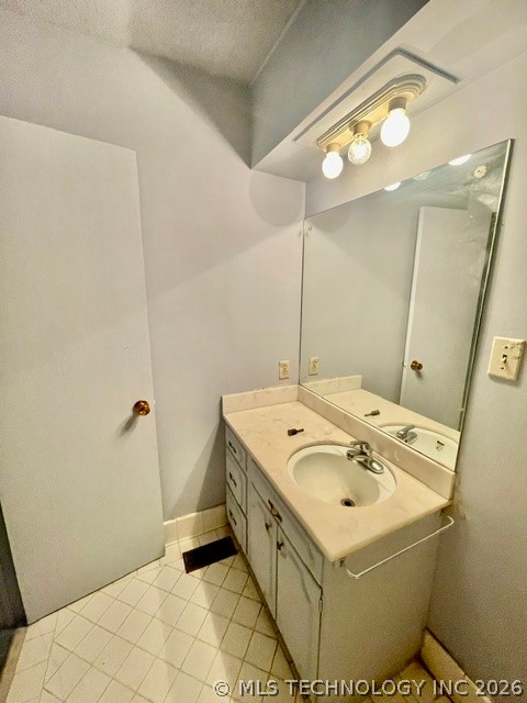 6021 S Joplin Avenue Property Photo 19