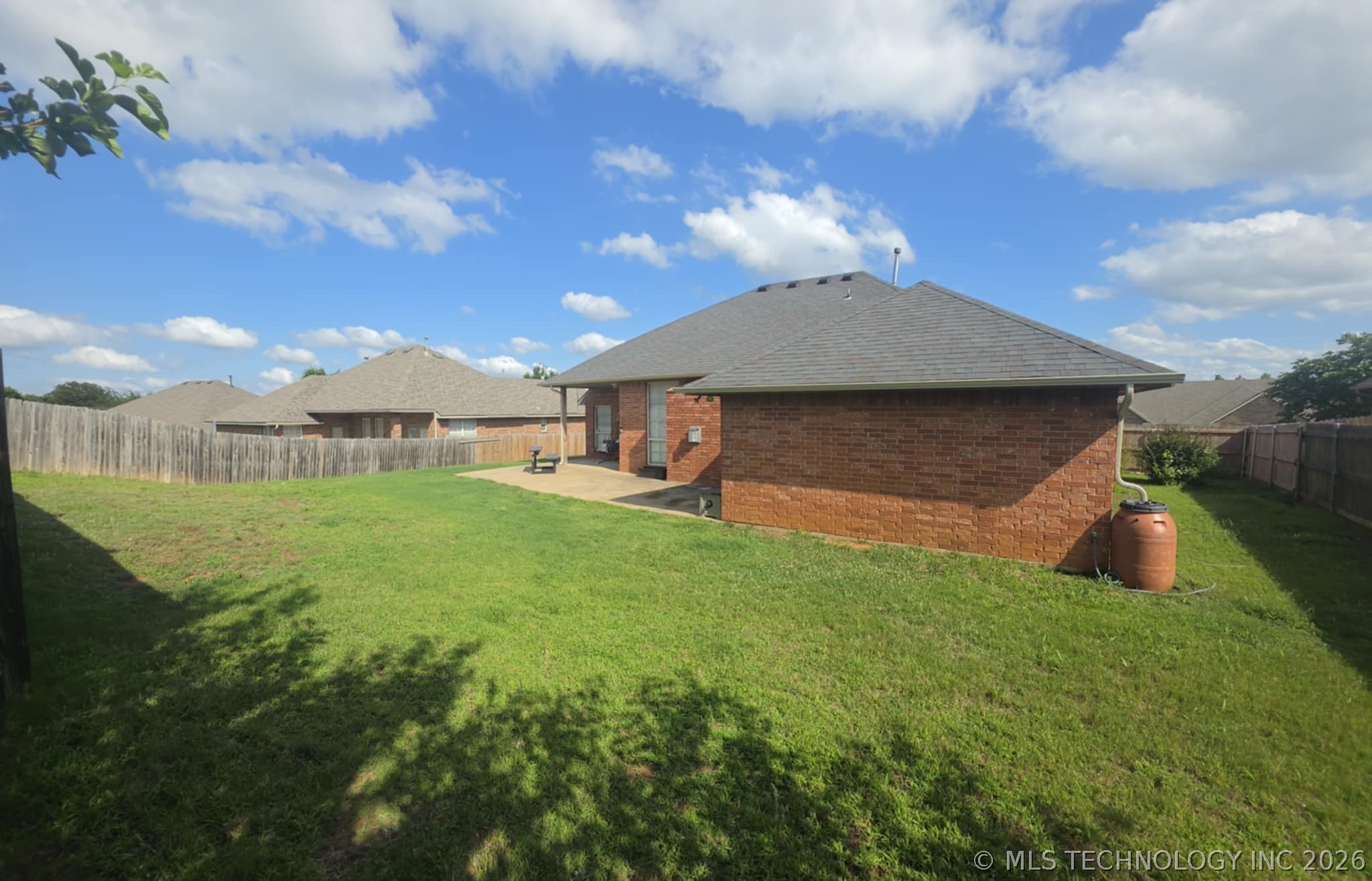 10915 Blue Sky Drive Property Photo 35