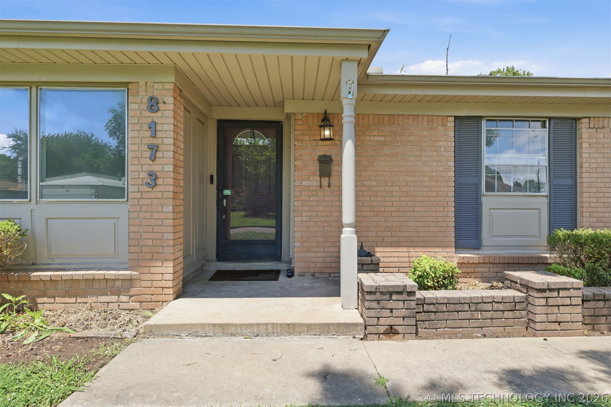 8173 E 31 Place Property Photo 4