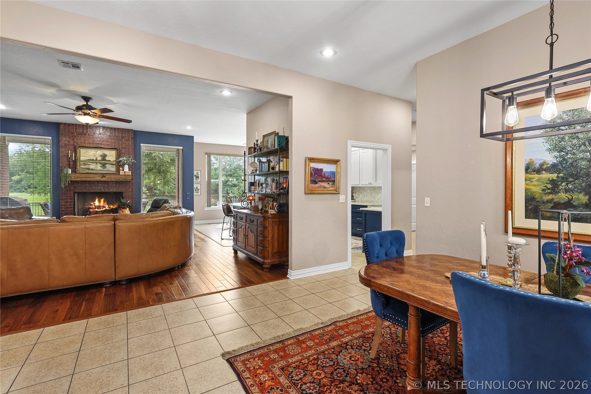 828 Sunset Court Property Photo 11