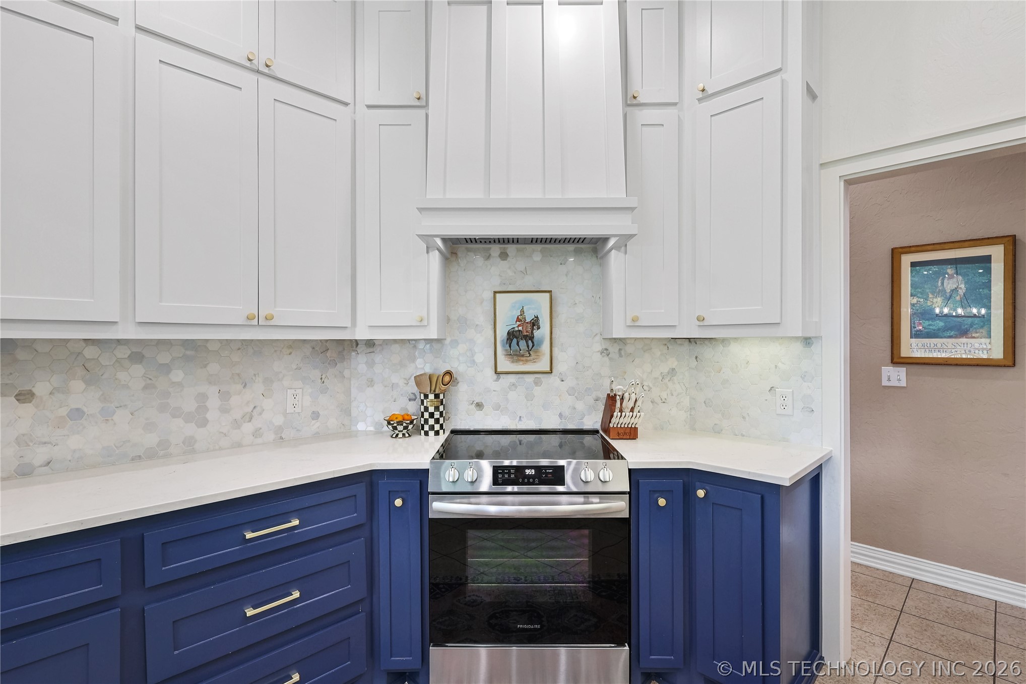 828 Sunset Court Property Photo 14