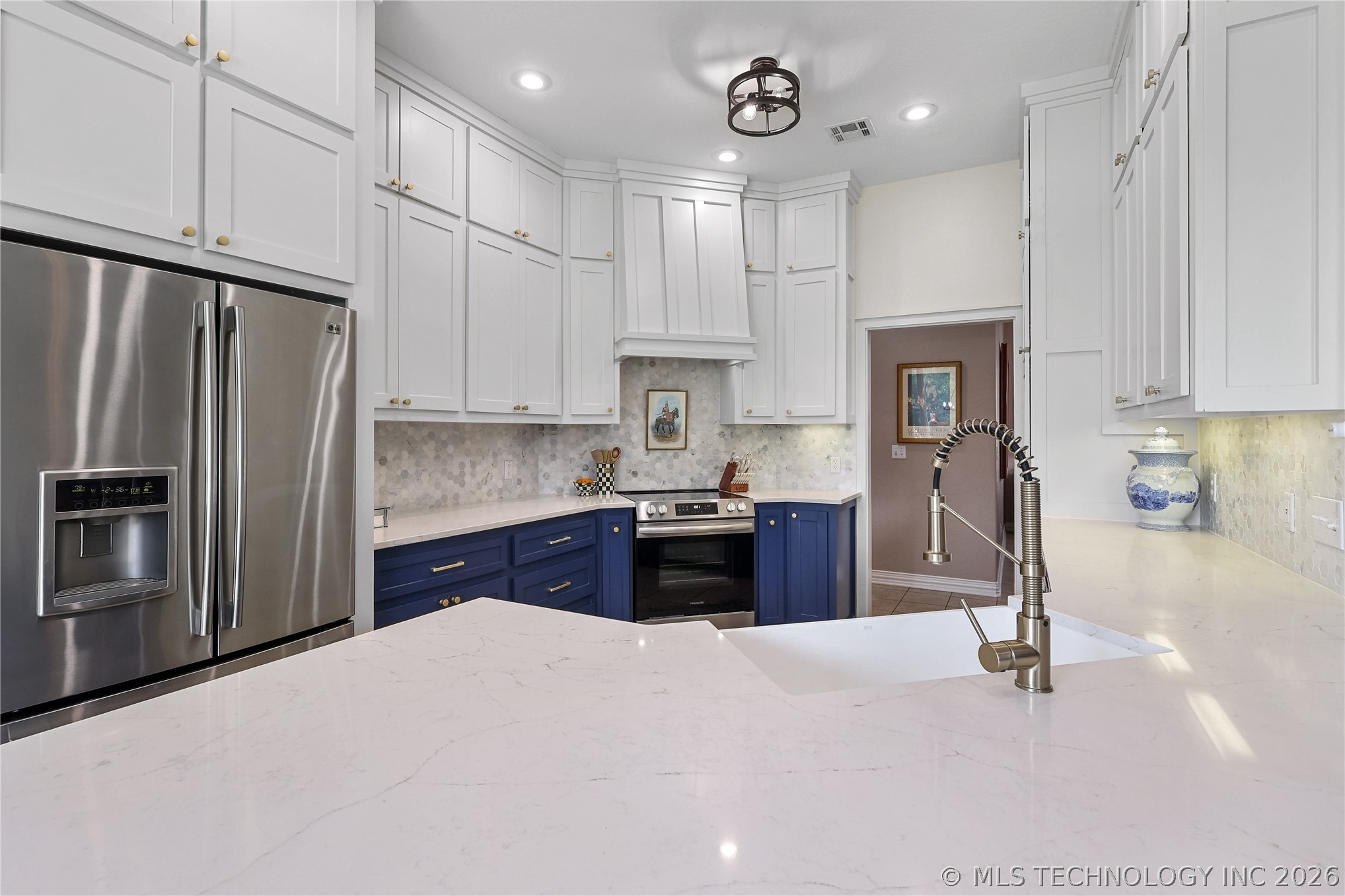 828 Sunset Court Property Photo 15
