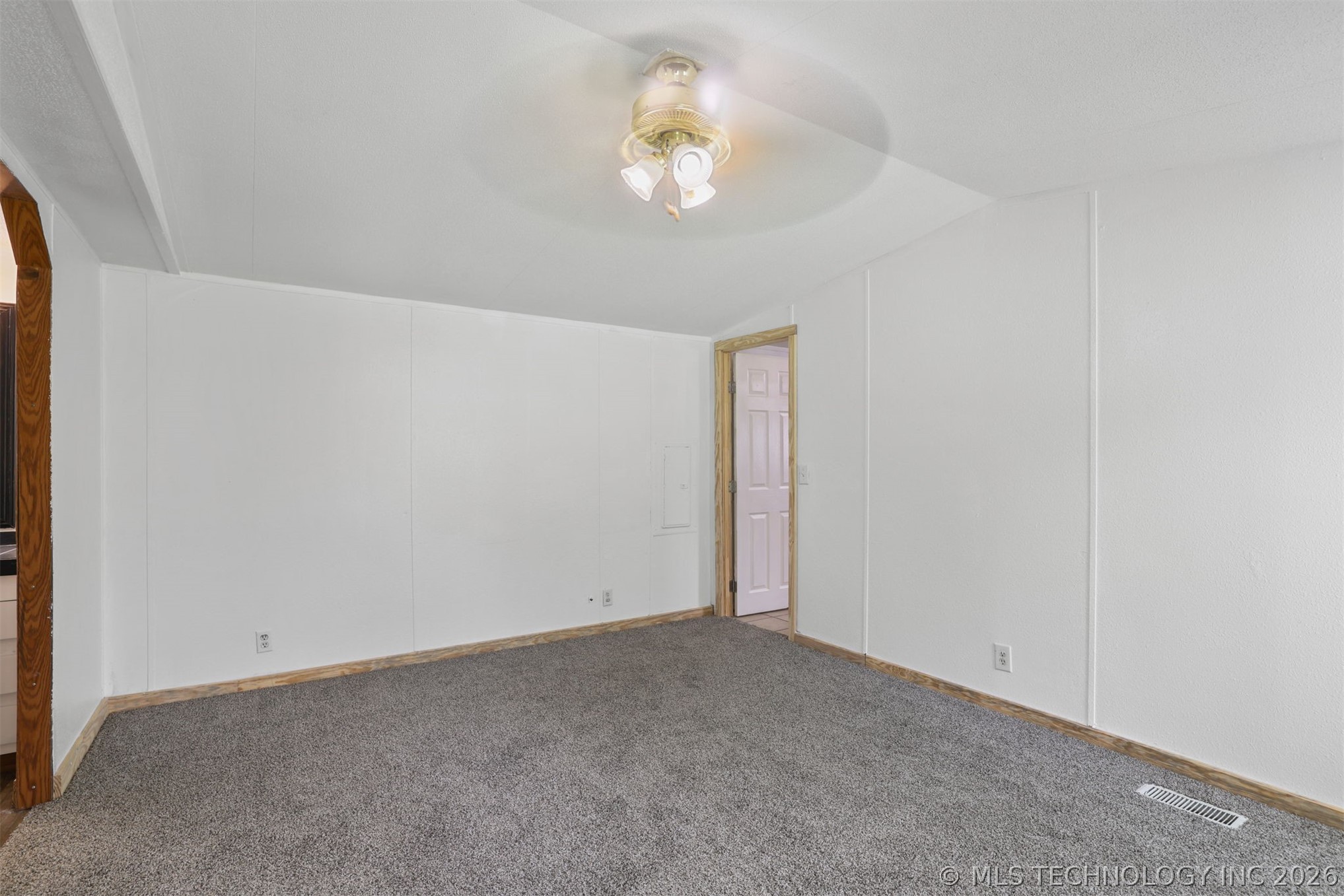 215 E Florida Property Photo 13