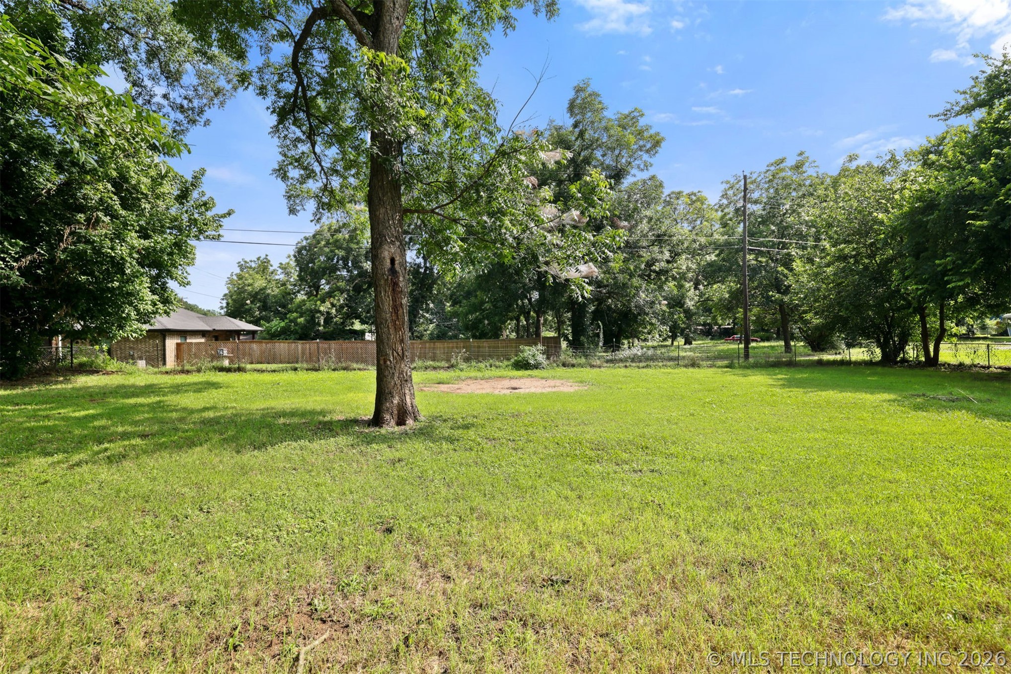215 E Florida Property Photo 25