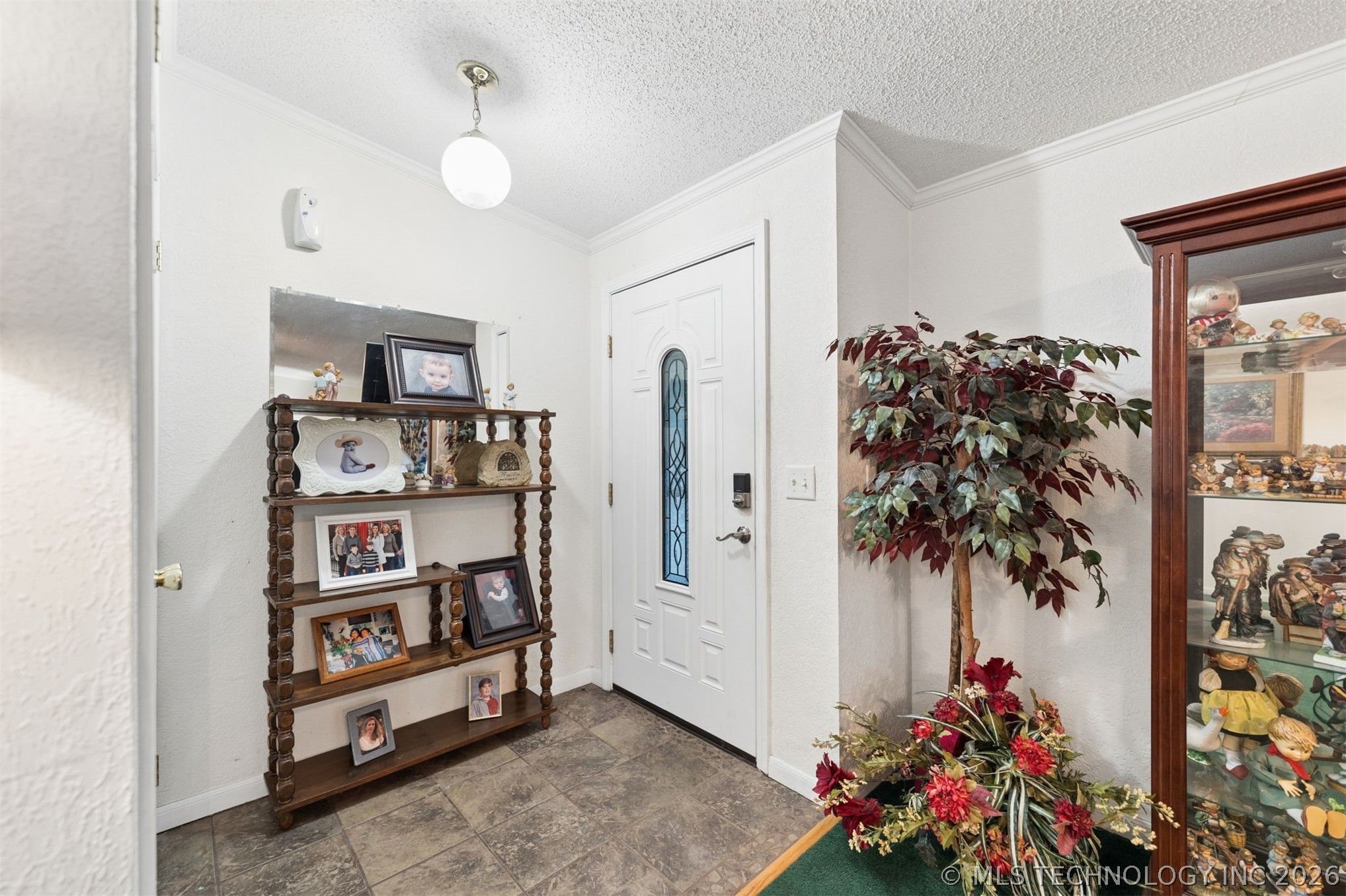 2128 E 4675 Property Photo 6