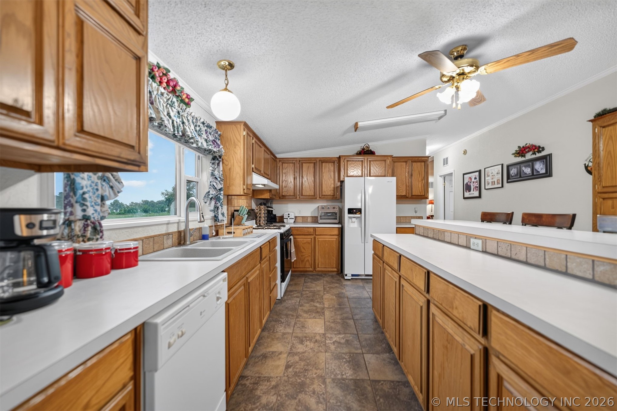 2128 E 4675 Property Photo 22