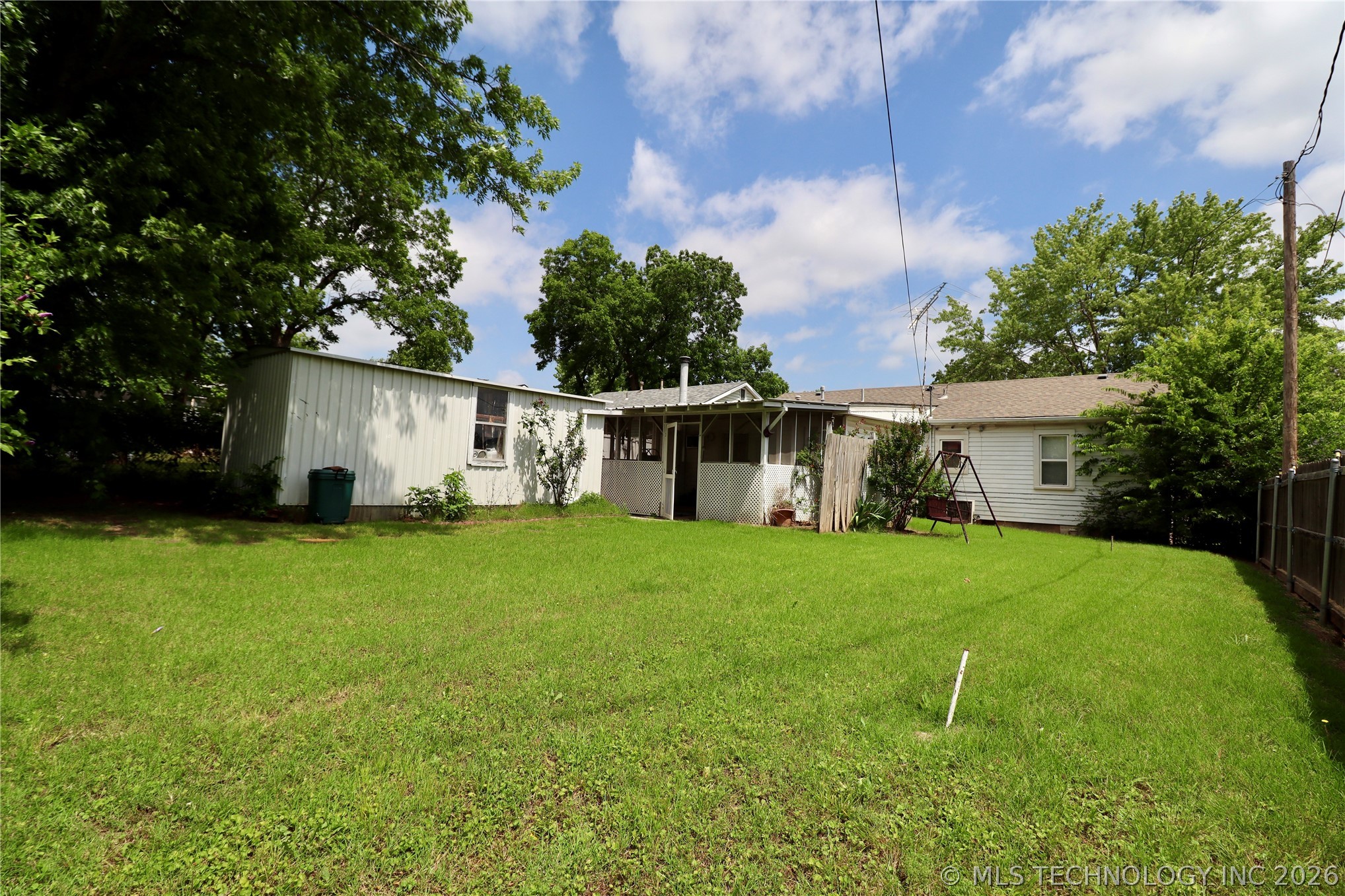 1223 Carol Drive Property Photo 17