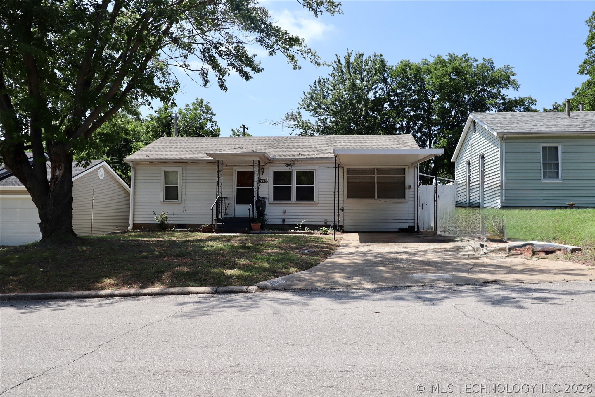 1223 Carol Drive Property Photo 33