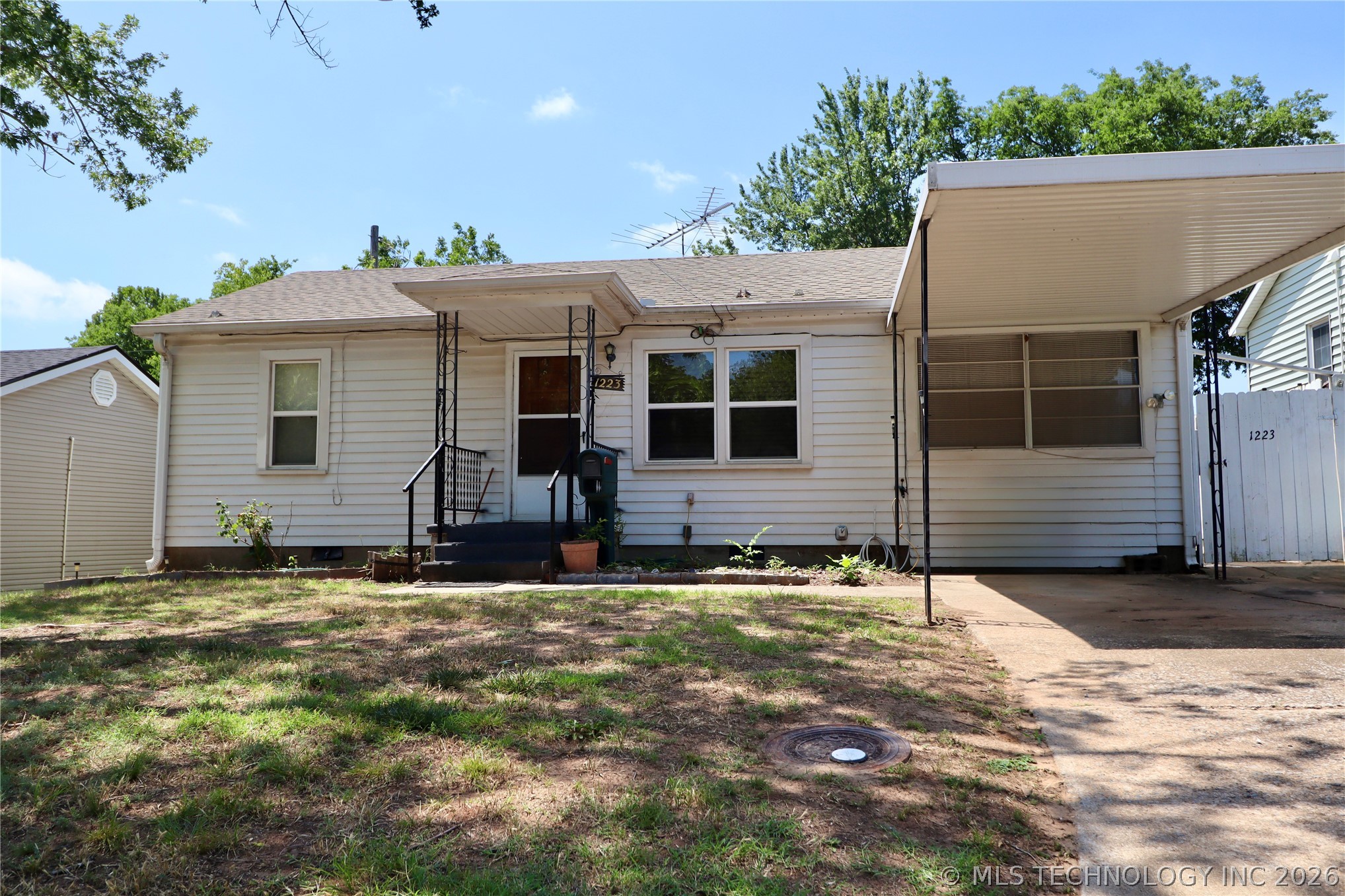 1223 Carol Drive Property Photo 37