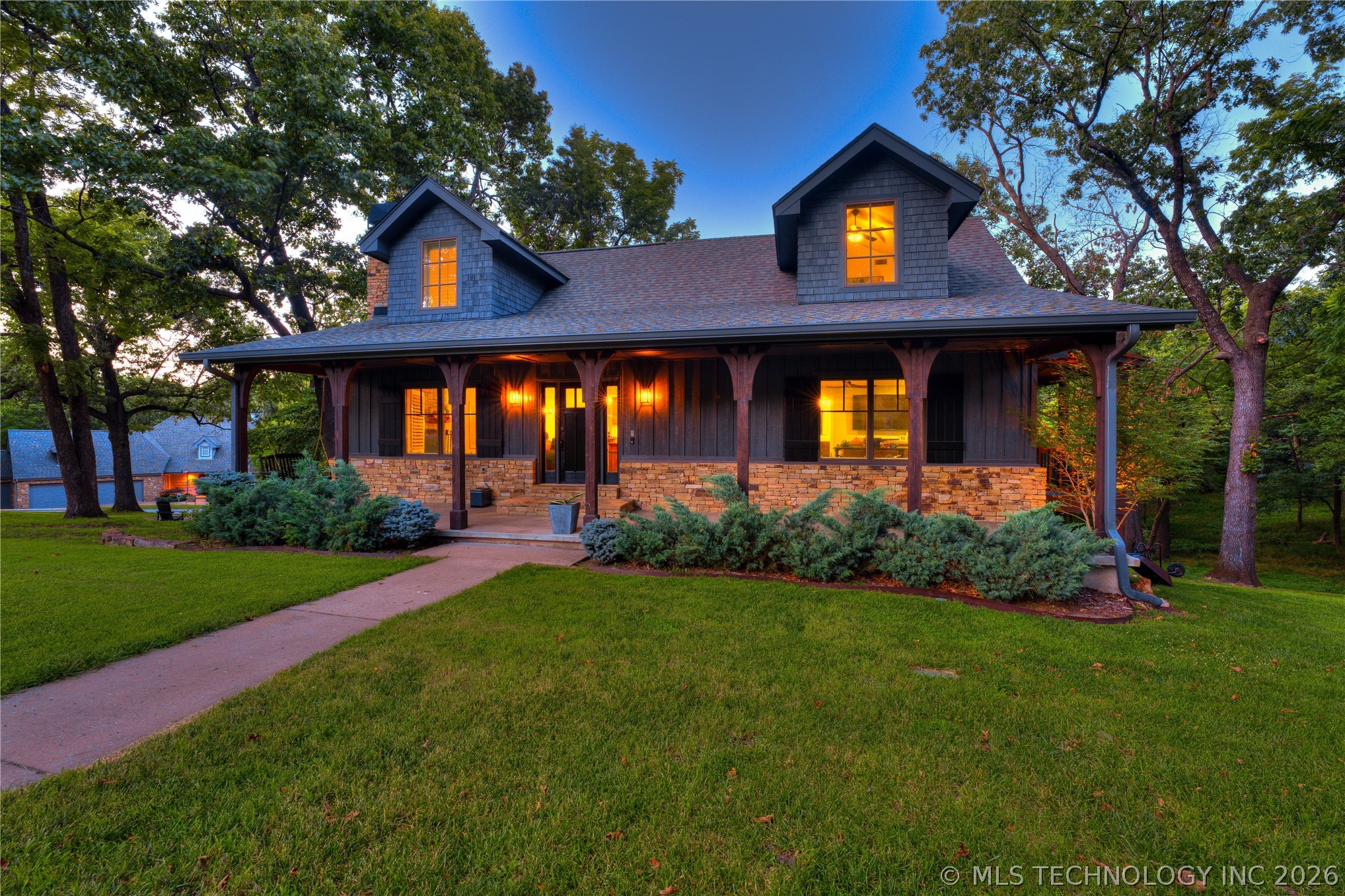 451465 Ridge Road Circle Circle Property Photo 1