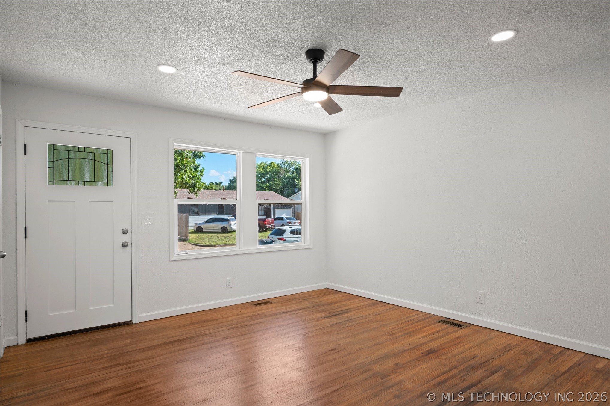 4237 E Young Place Property Photo 7