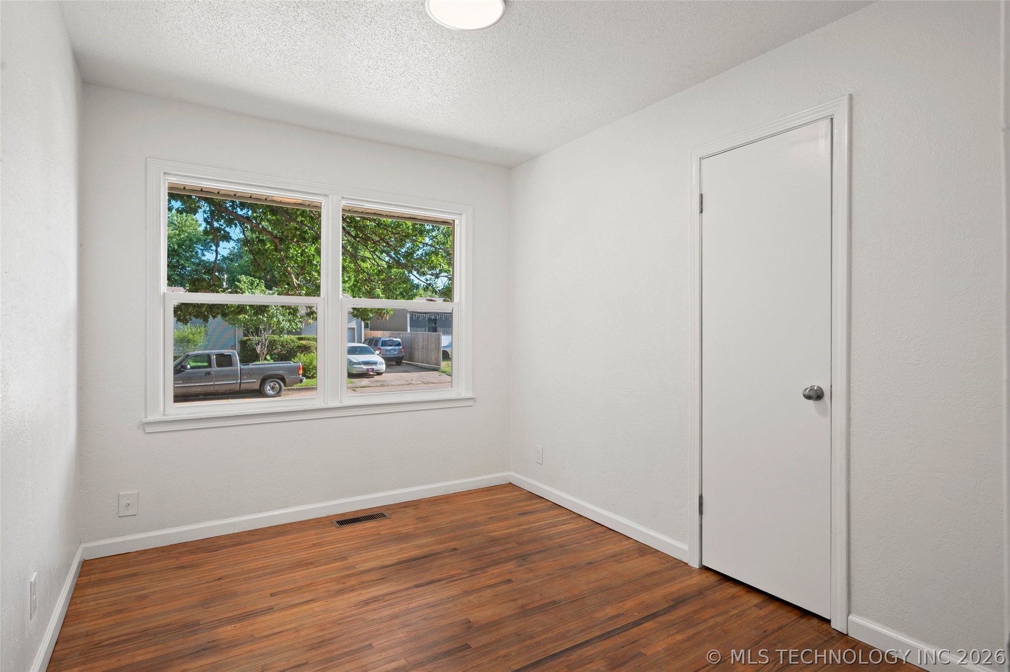 4237 E Young Place Property Photo 14