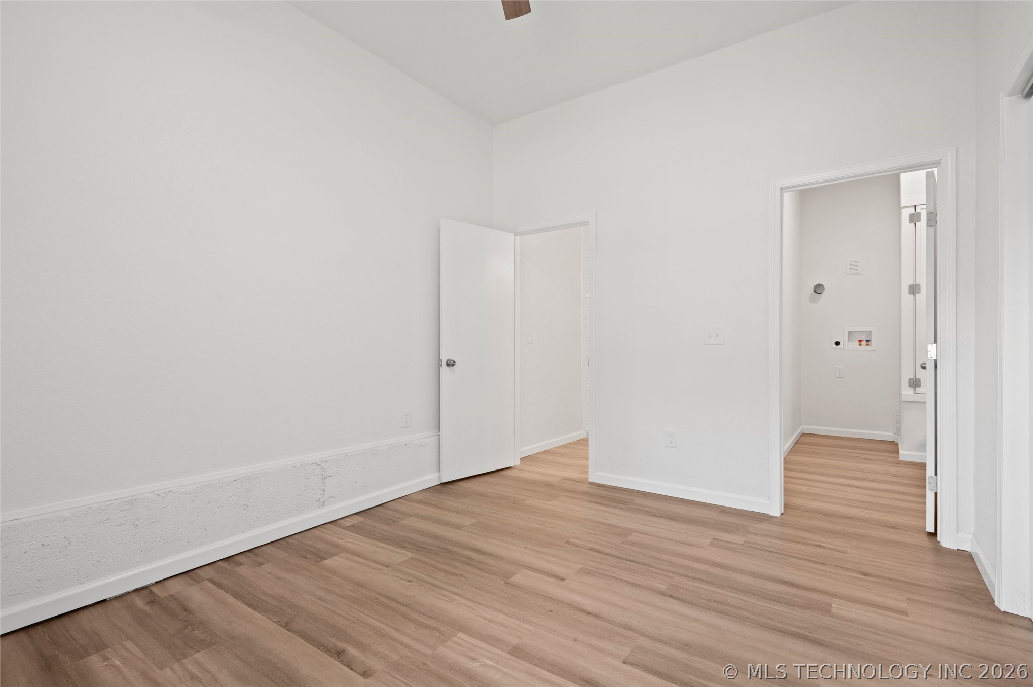 4237 E Young Place Property Photo 25