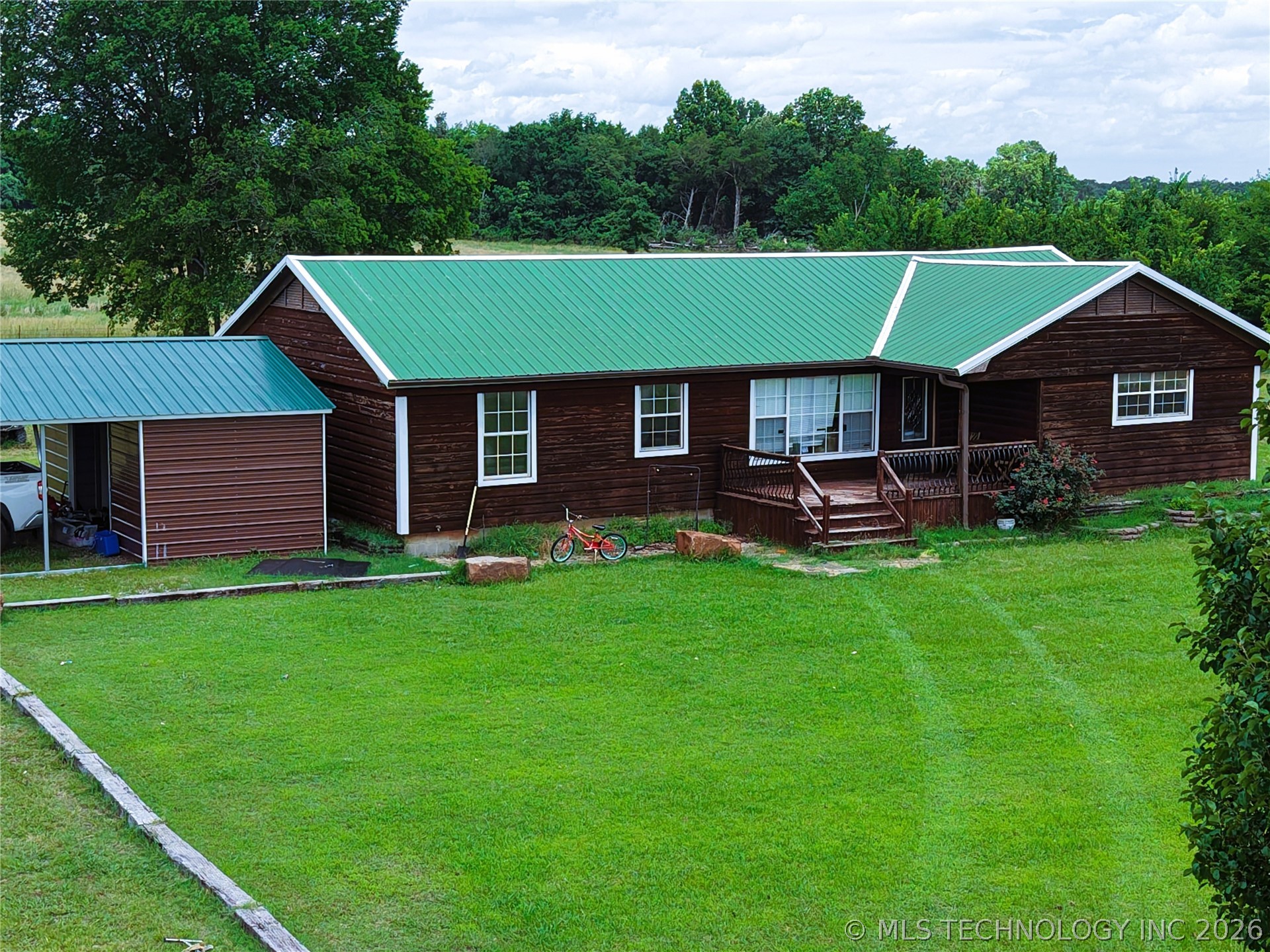 24508 Calhoun Property Photo 10