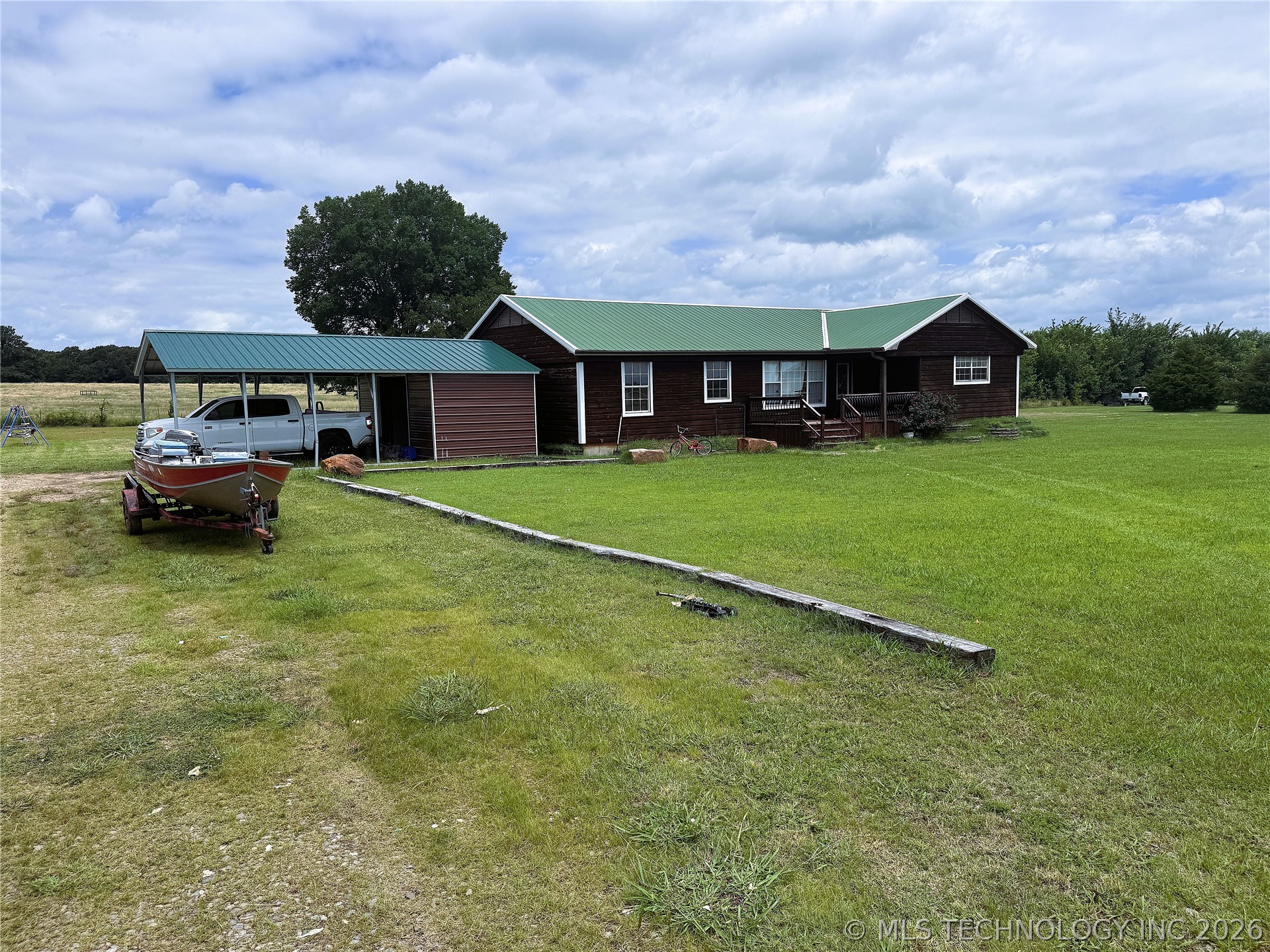 24508 Calhoun Property Photo 15