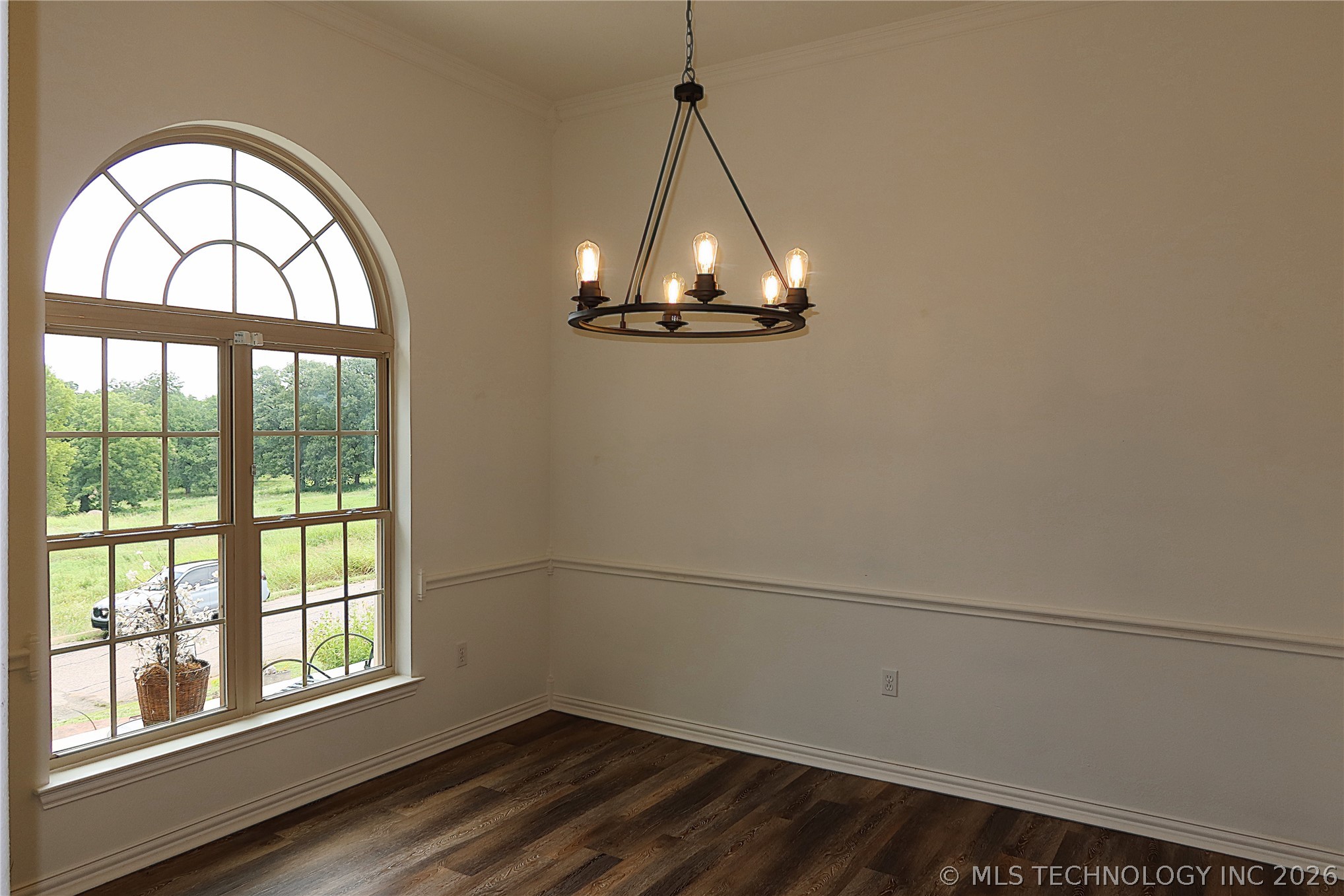 2221 Shirley Property Photo 26