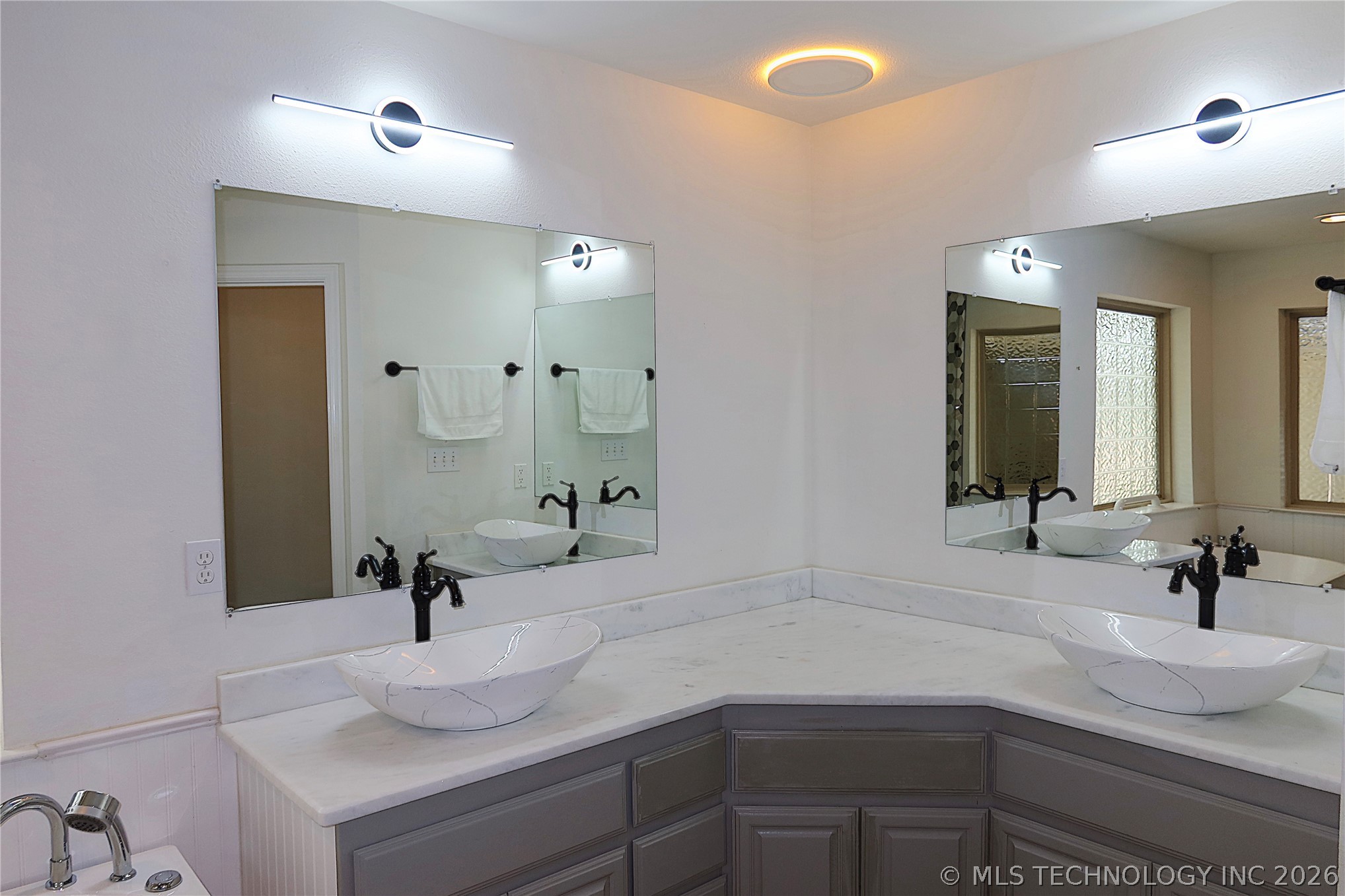 2221 Shirley Property Photo 44