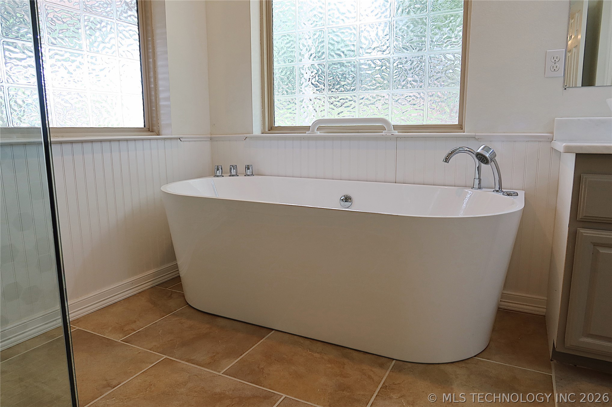2221 Shirley Property Photo 47