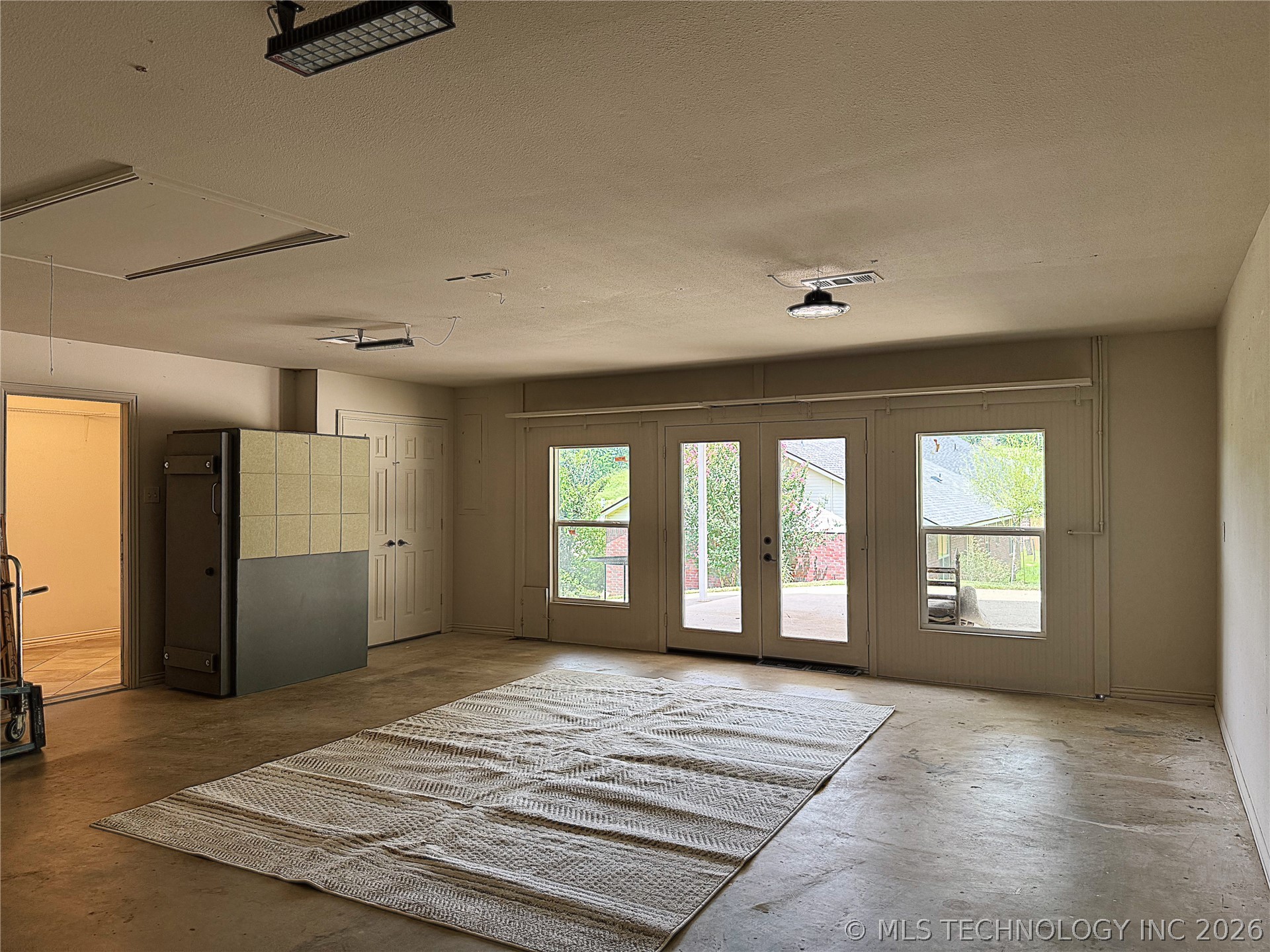 2221 Shirley Property Photo 61