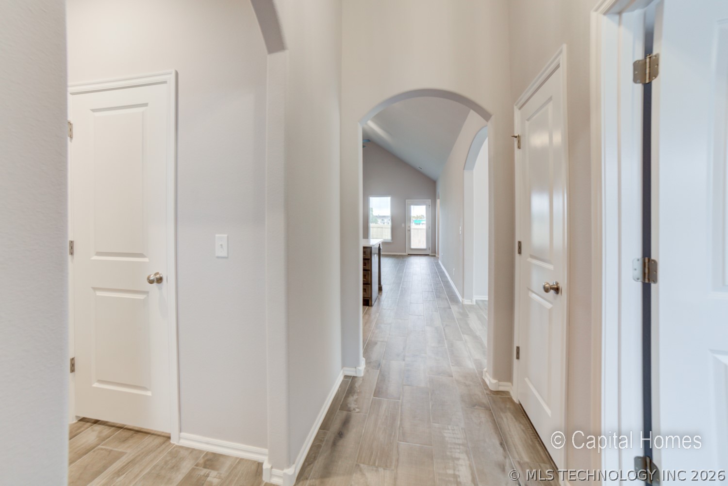 2025 W Huntsville Place Property Photo 11