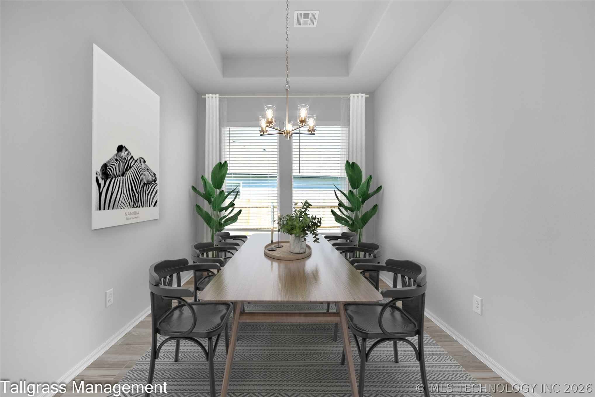 2025 W Huntsville Place Property Photo 14