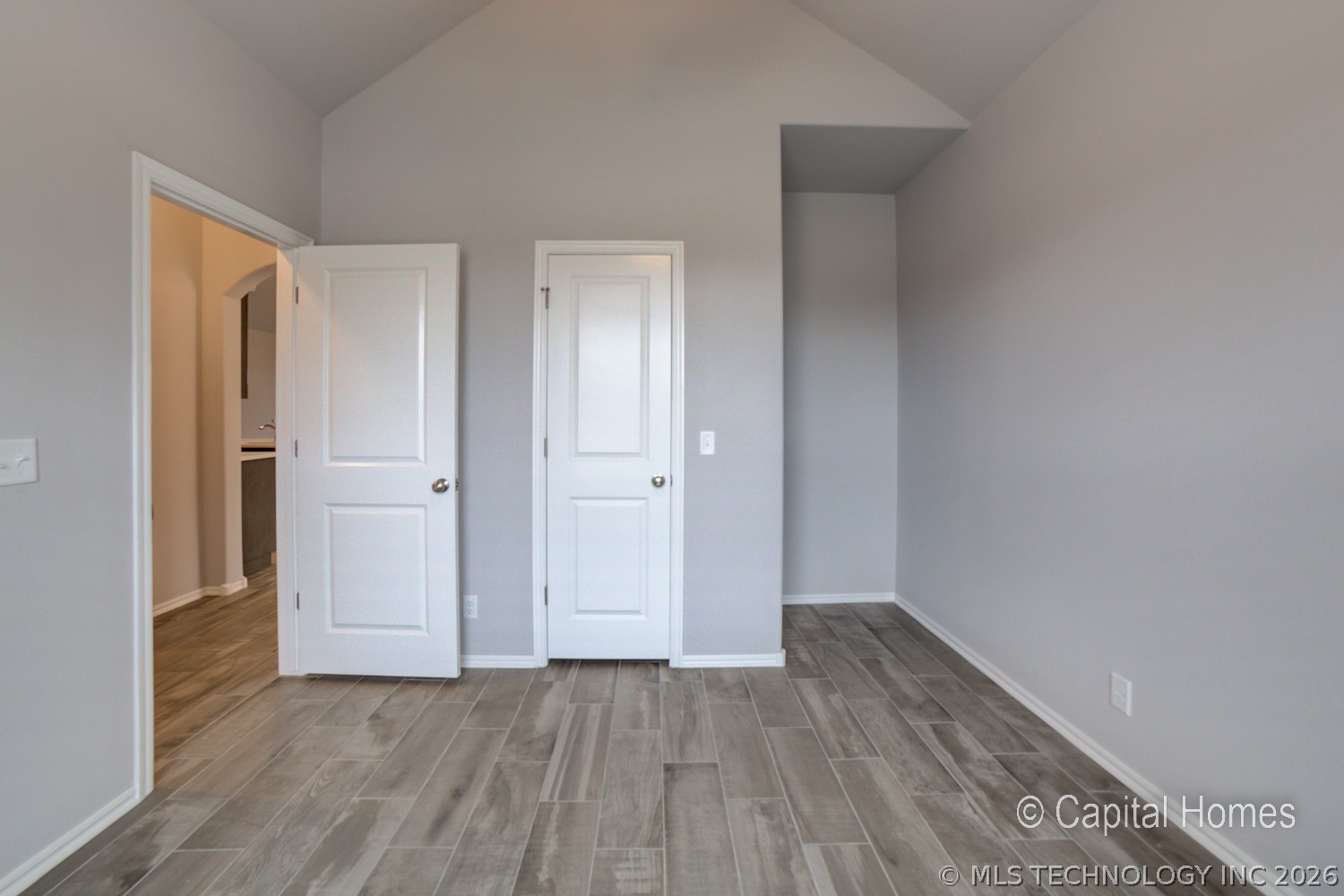 2025 W Huntsville Place Property Photo 20