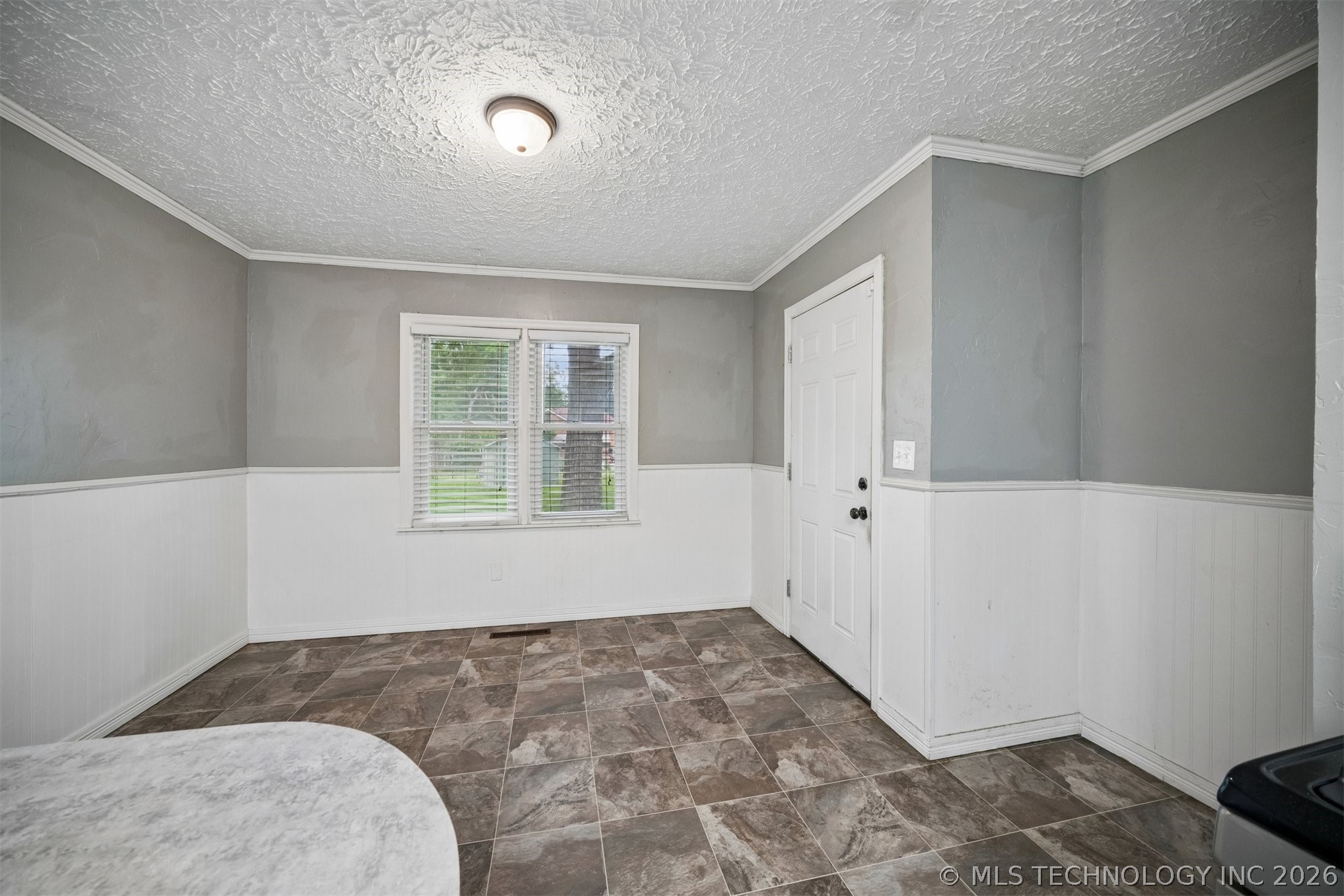 201 N Elliott Street Property Photo 9